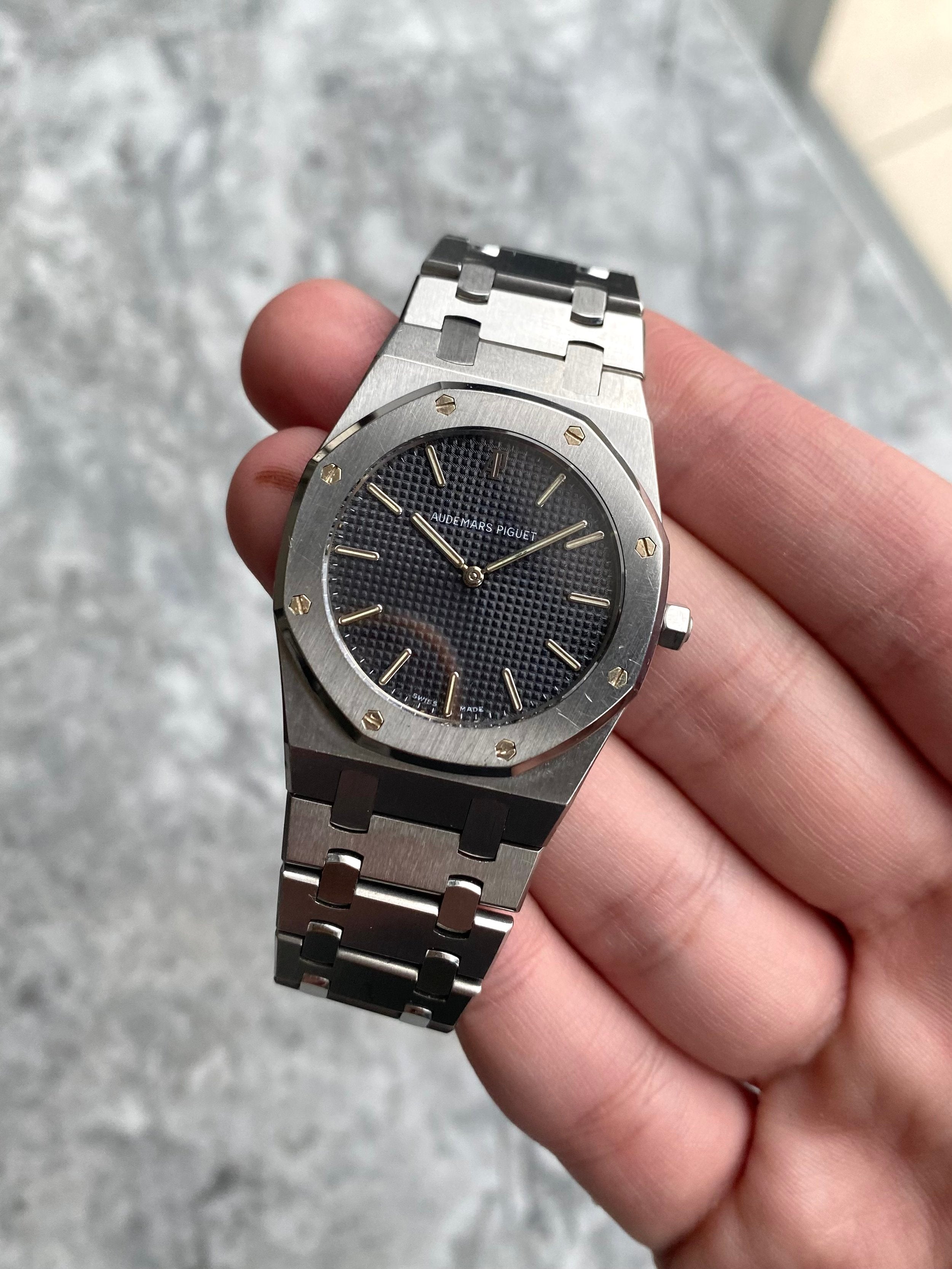 Ademars Piguet - Royal Oak Quartz.