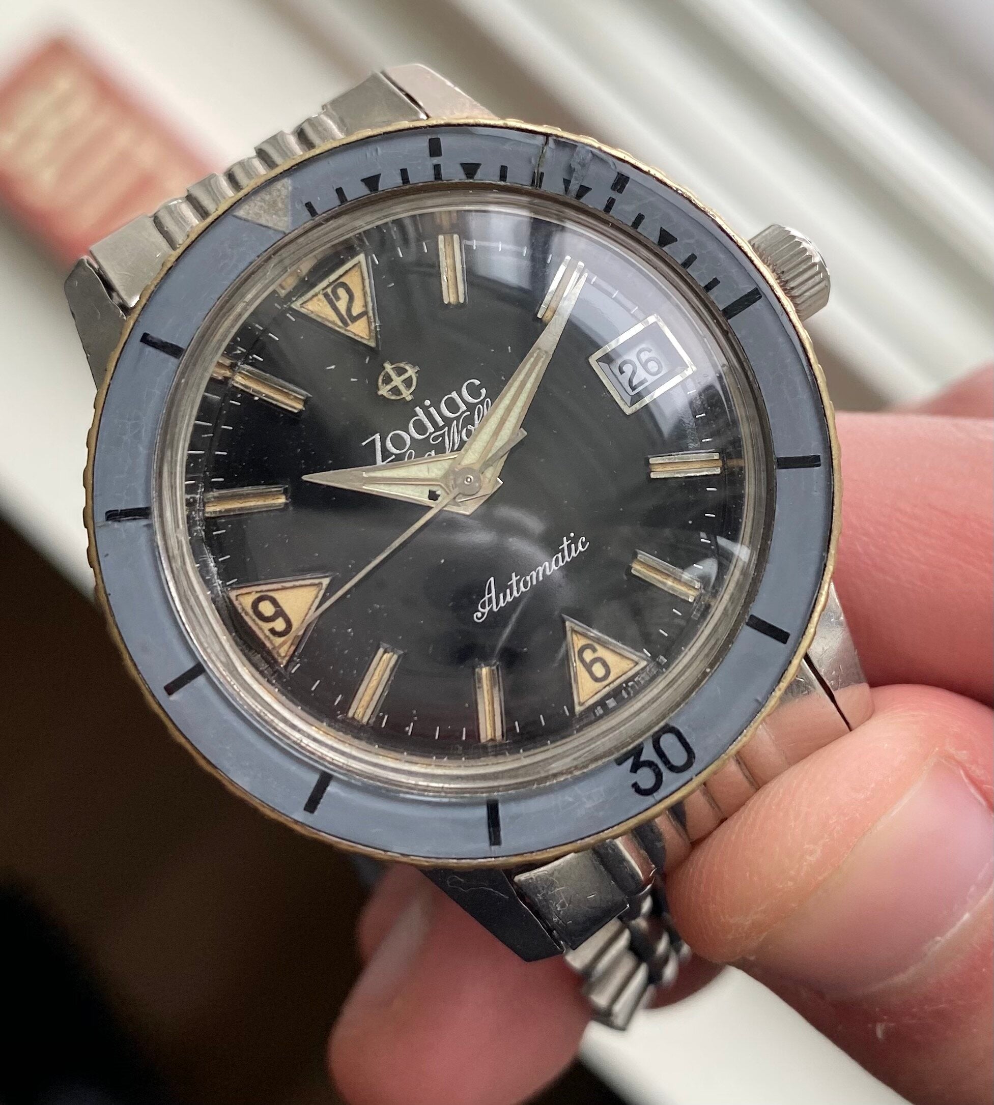 Zodiac Sea Wolf — Bakelite Bezel