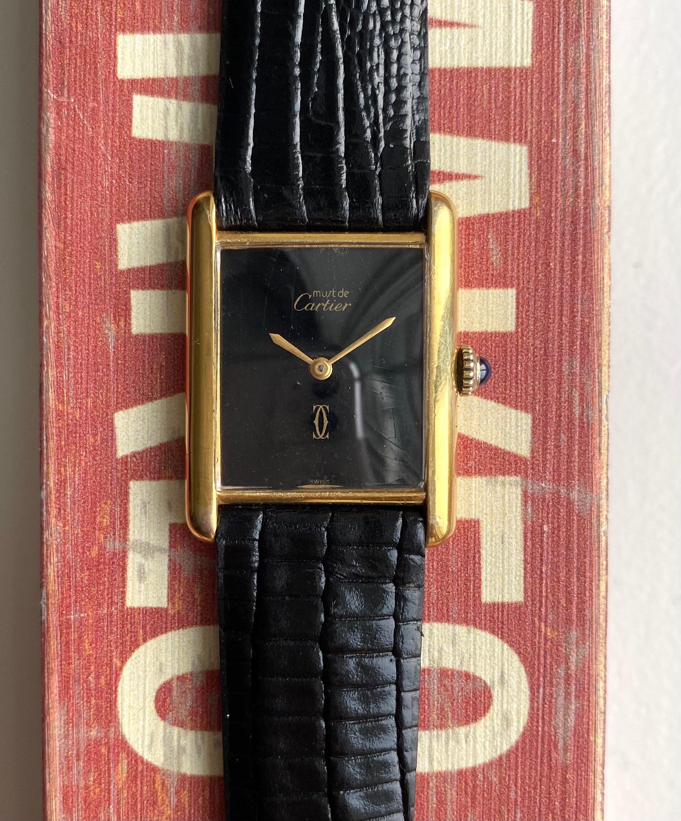 Must de Cartier Tank — Black Dial