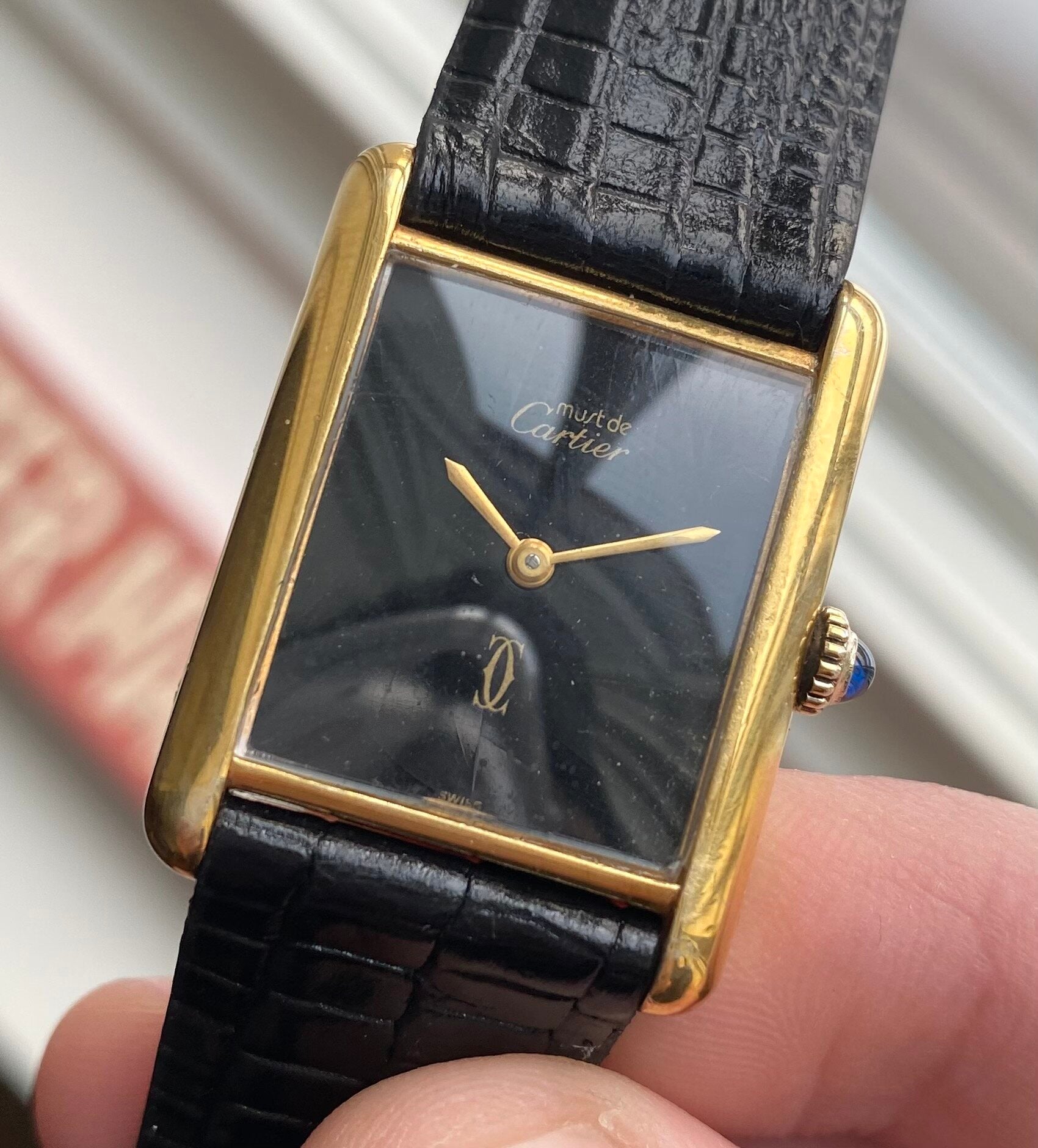 Must de Cartier Tank — Black Dial