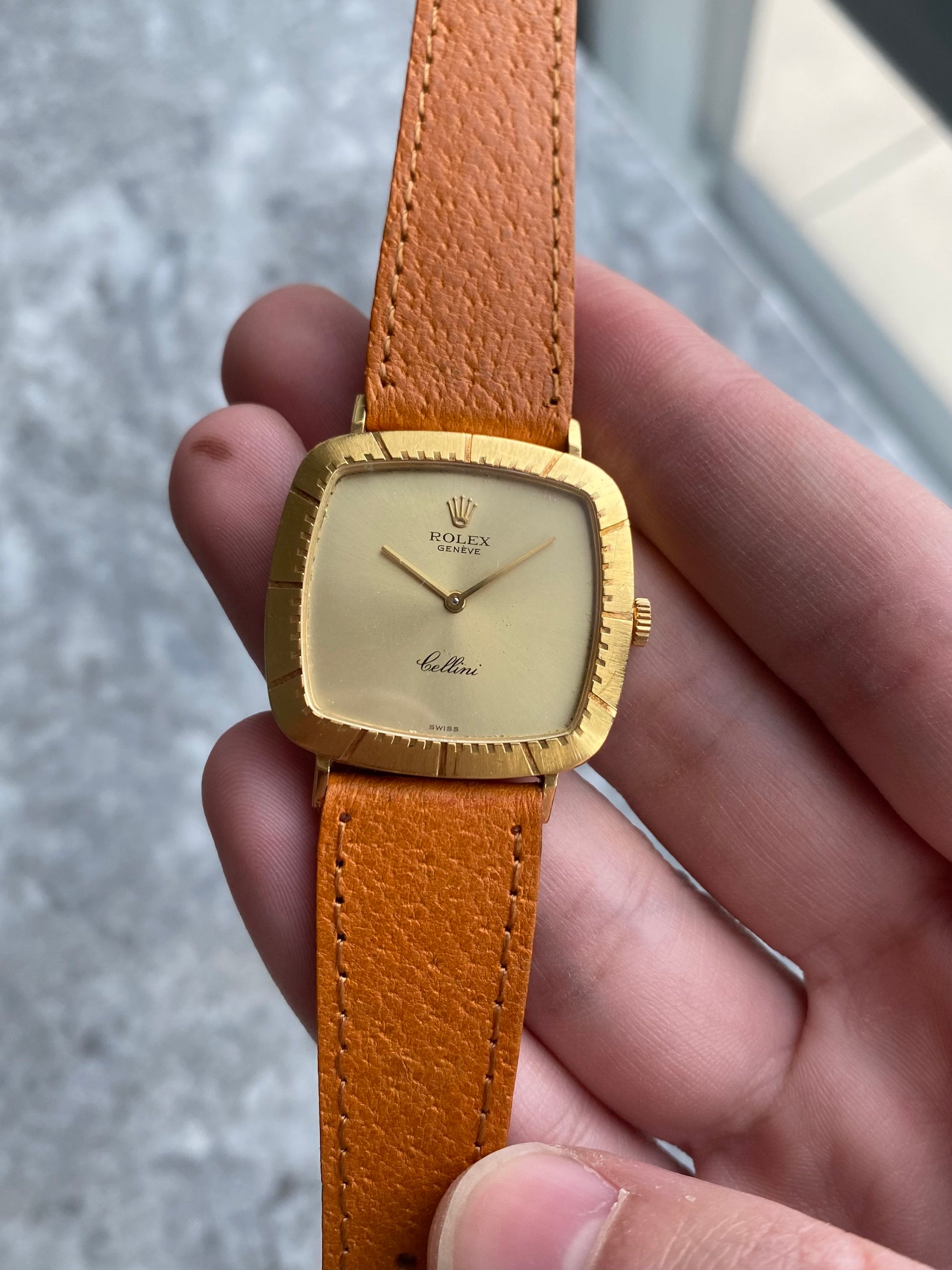 Rolex Cellini - 4084 18K Gold.