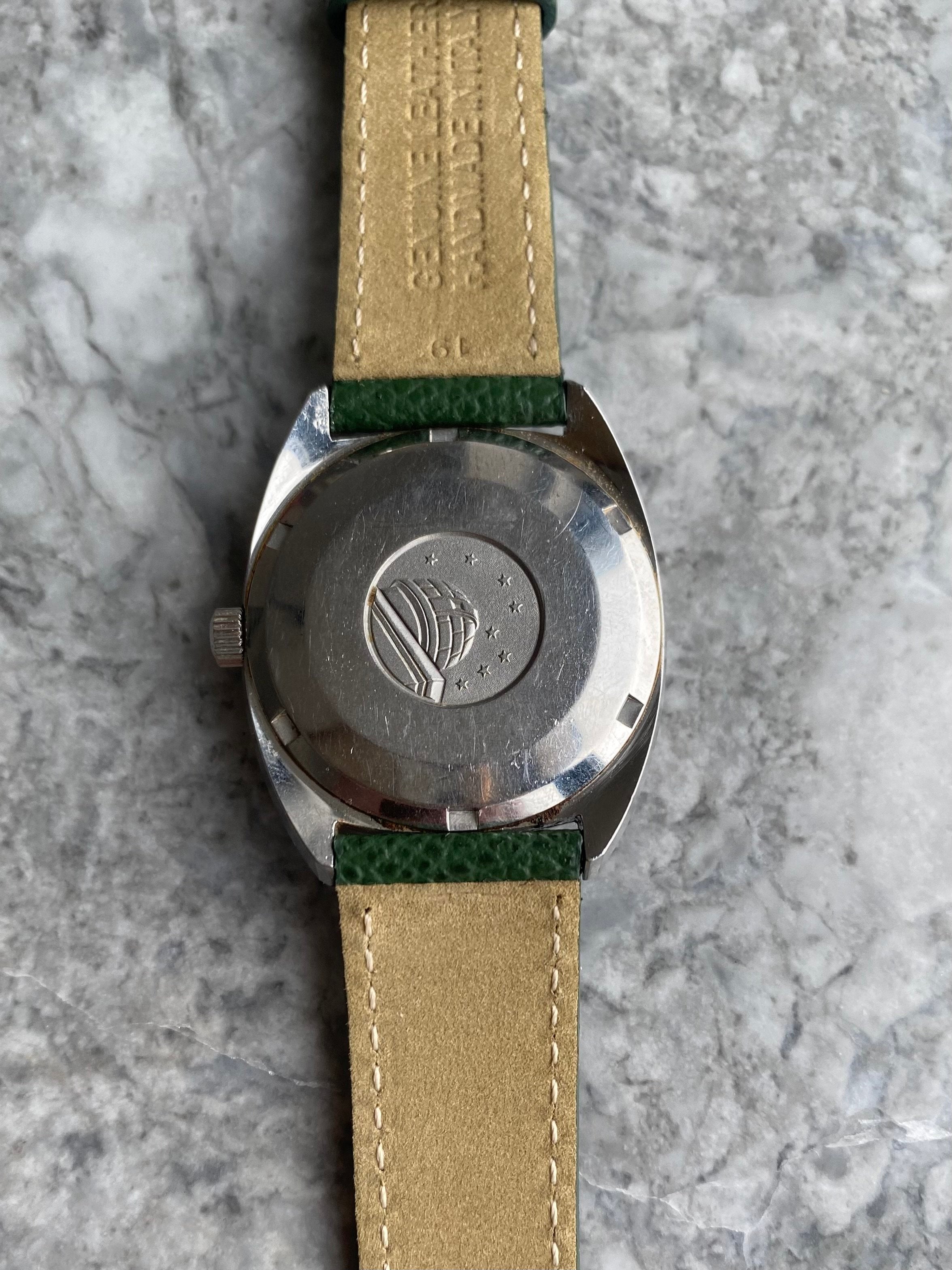 Omega Constellation - Linen Turler Dial.