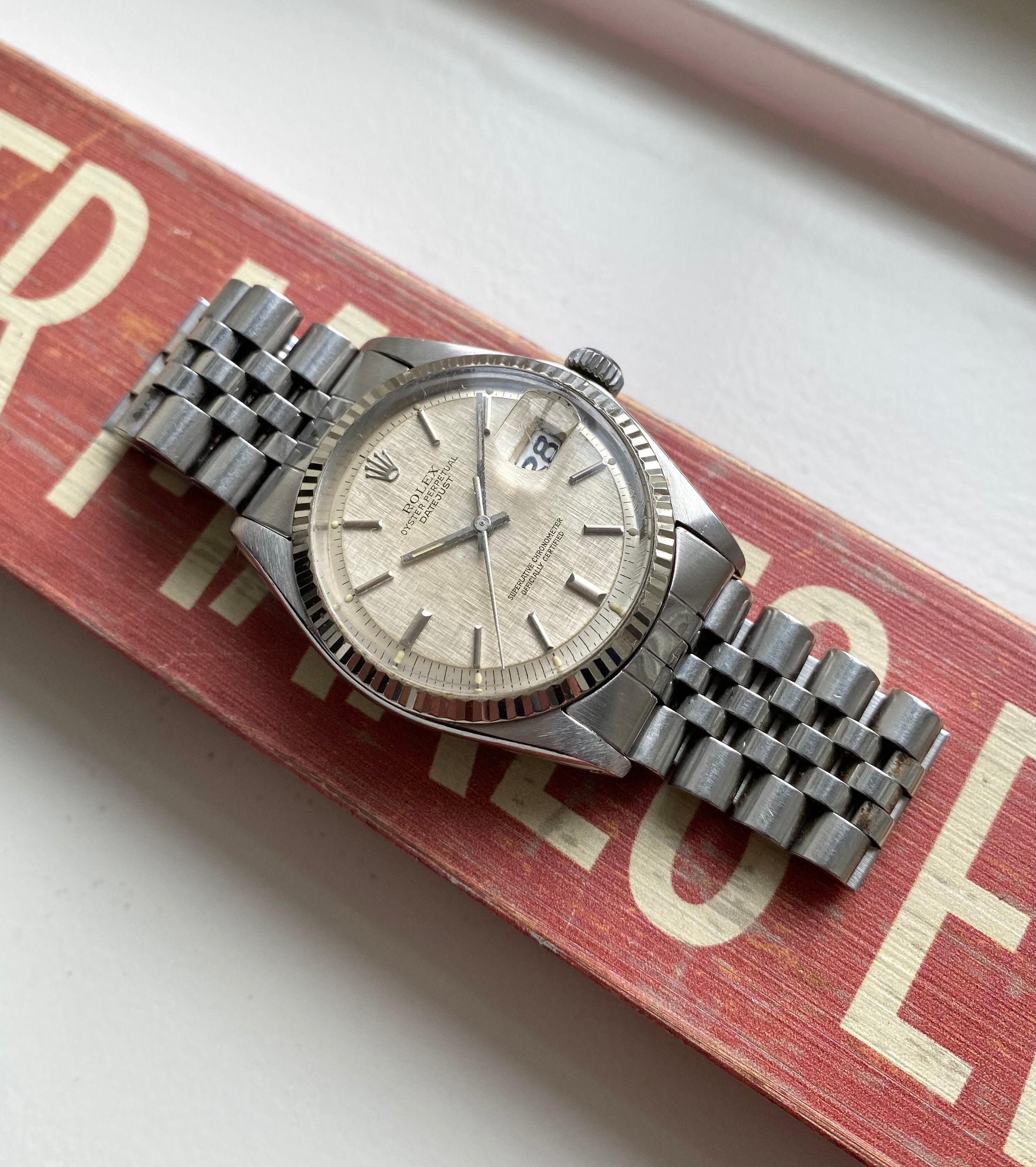 Rolex Datejust ref. 1601 — Silver Linen Dial