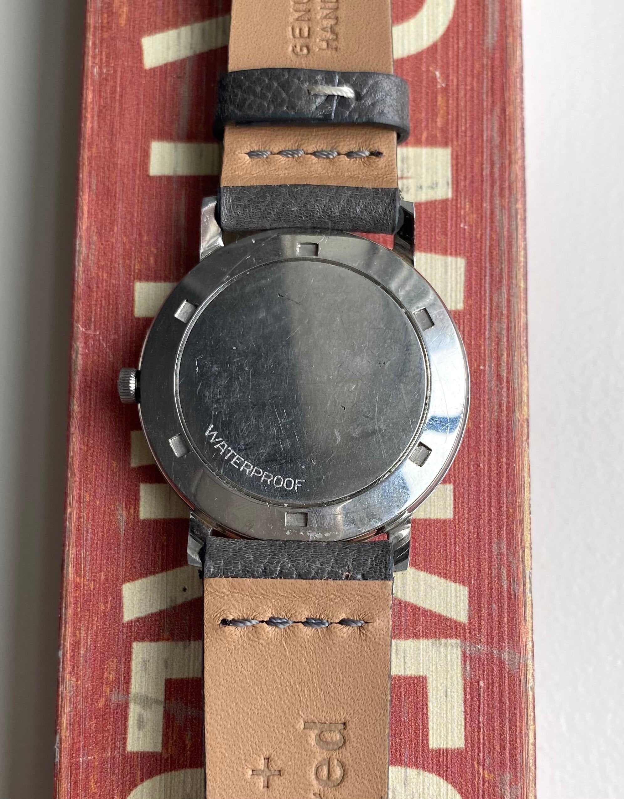 Omega De Ville — Linen Dial