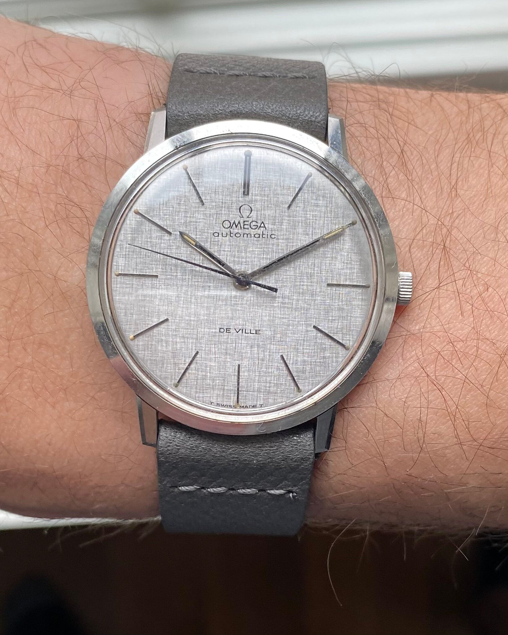 Omega De Ville — Linen Dial