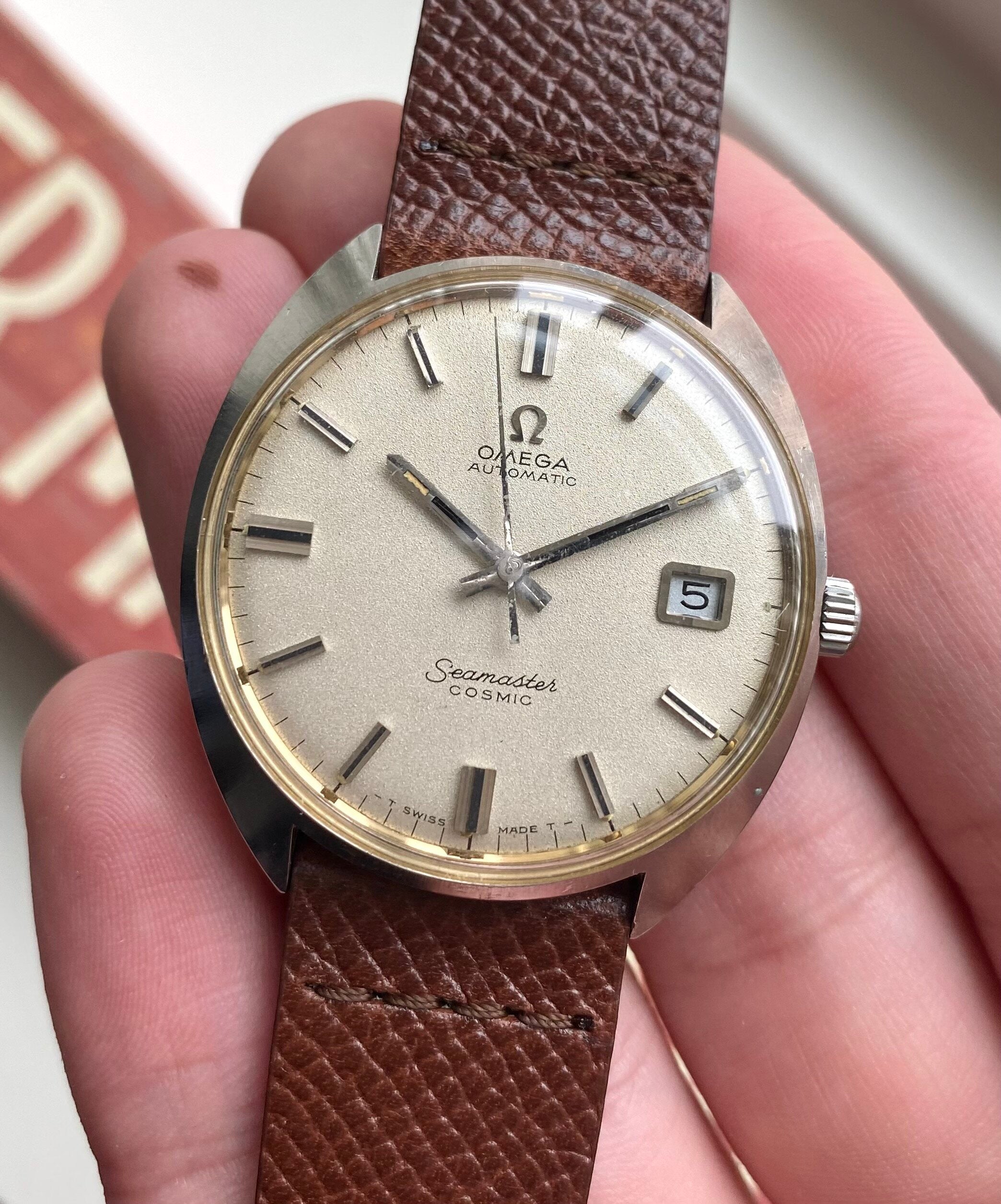 Omega Seamaster Cosmic — "Pebble" Dial