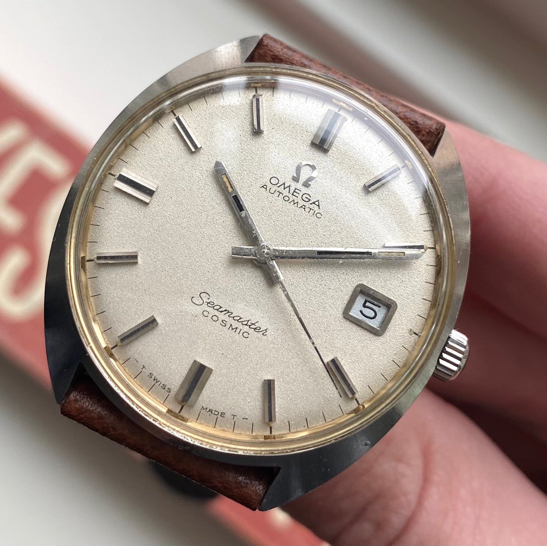 Omega Seamaster Cosmic — "Pebble" Dial