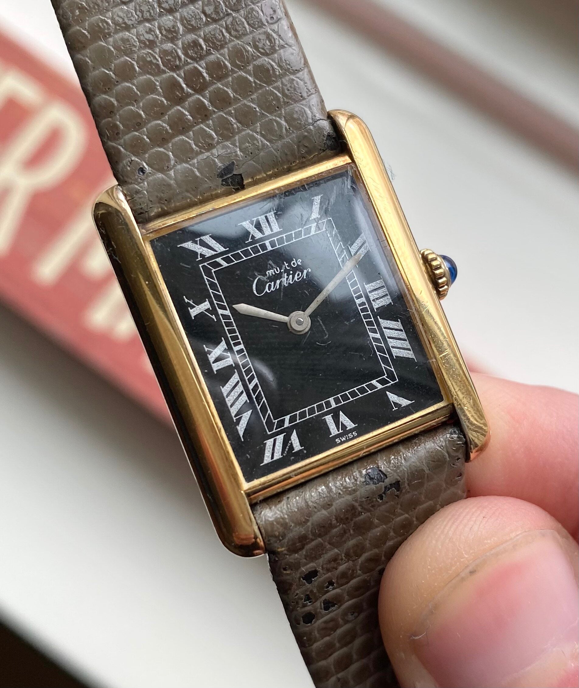 Must de Cartier Tank — Black Roman Numeral Dial