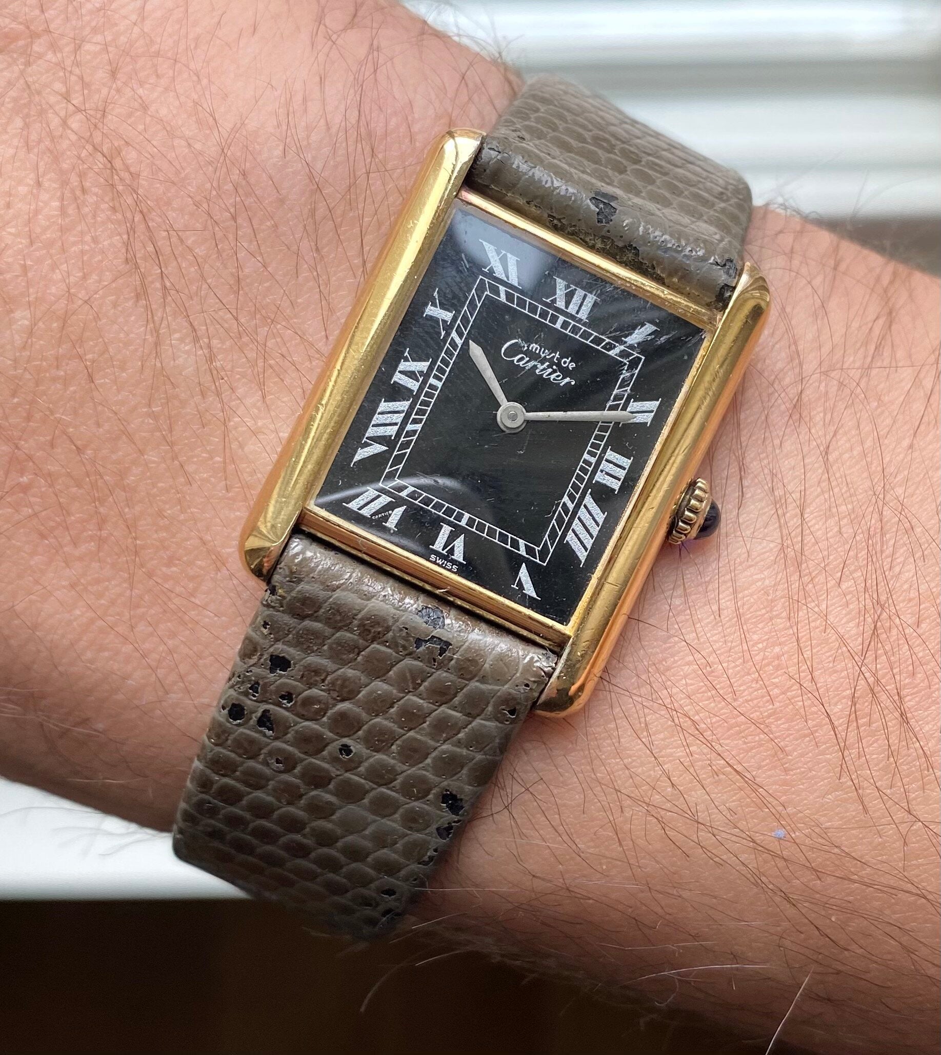 Must de Cartier Tank — Black Roman Numeral Dial