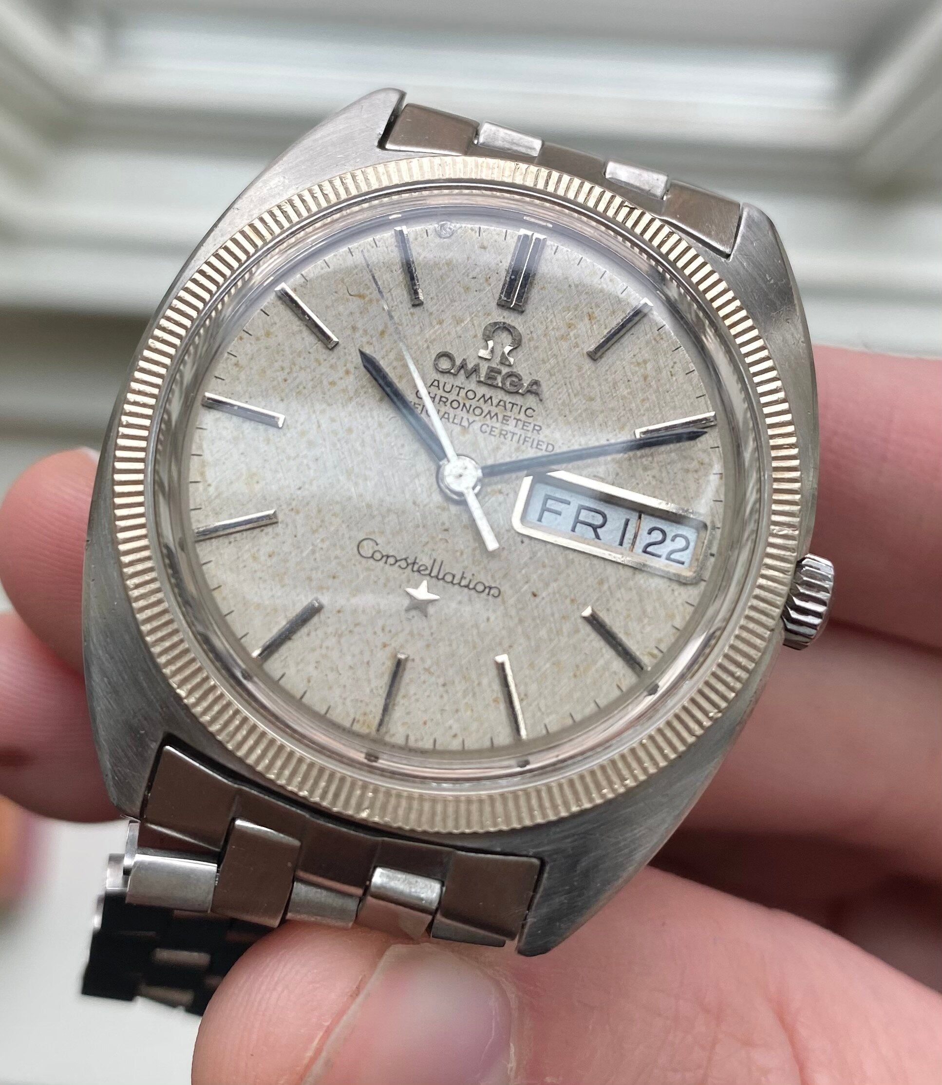 Omega Constellation Day-date — Linen Dial