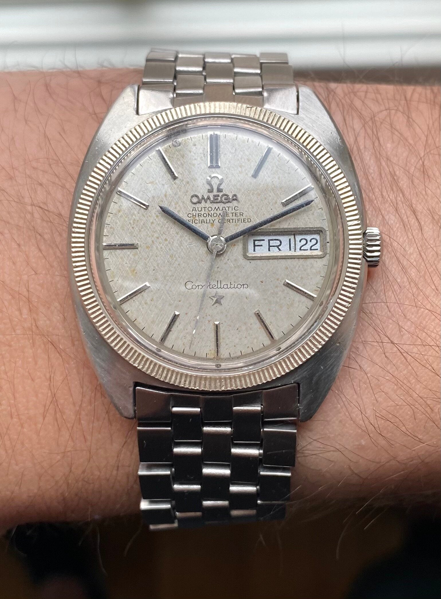 Omega Constellation Day-date — Linen Dial