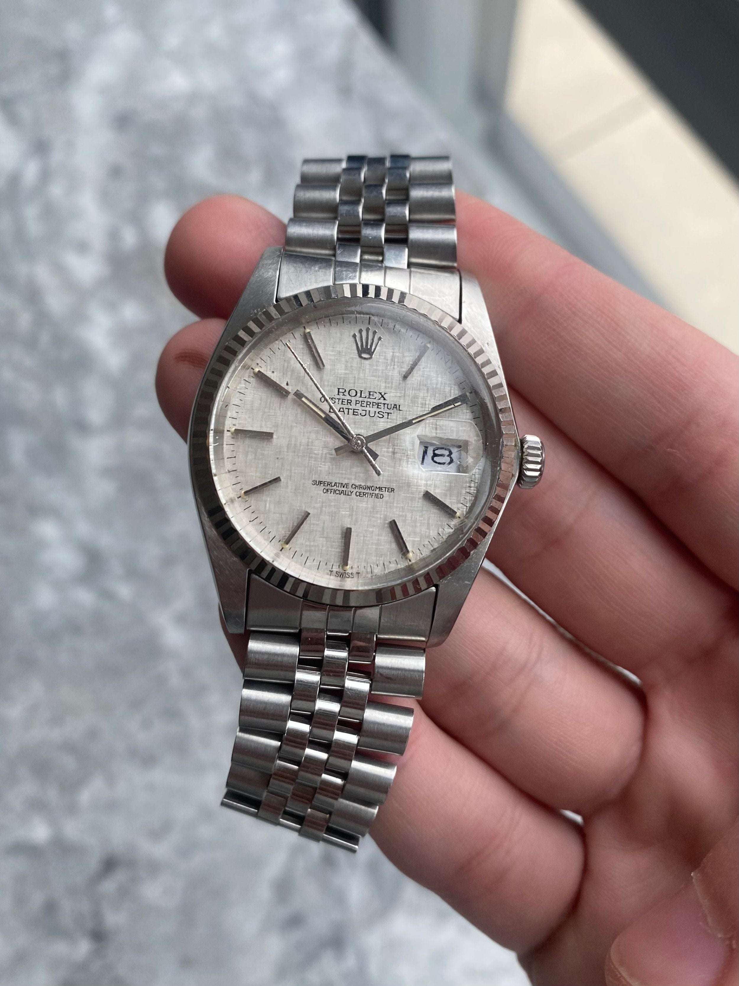 Rolex Datejust 16014 - Silver Linen Dial.