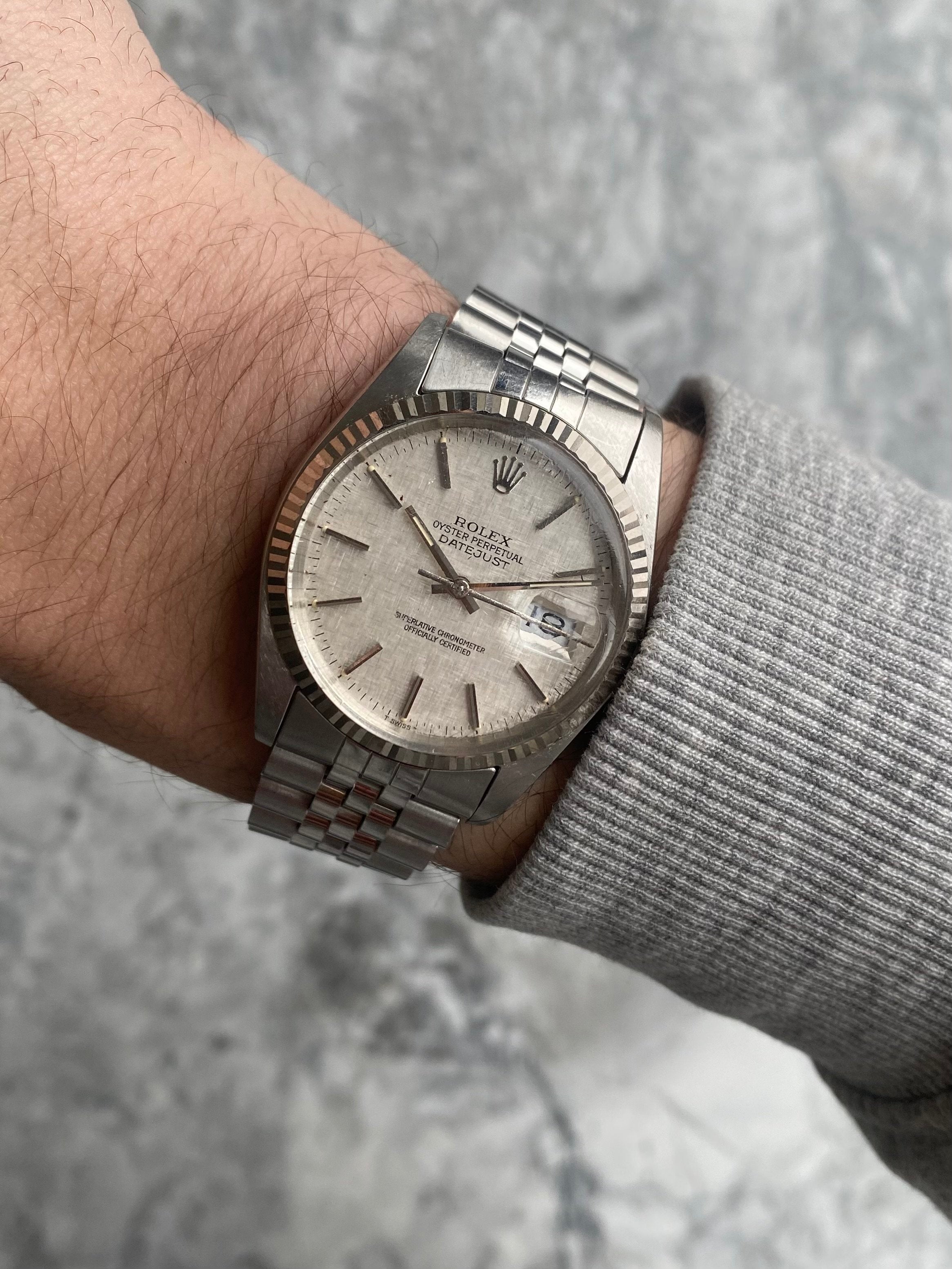 Rolex Datejust 16014 - Silver Linen Dial.