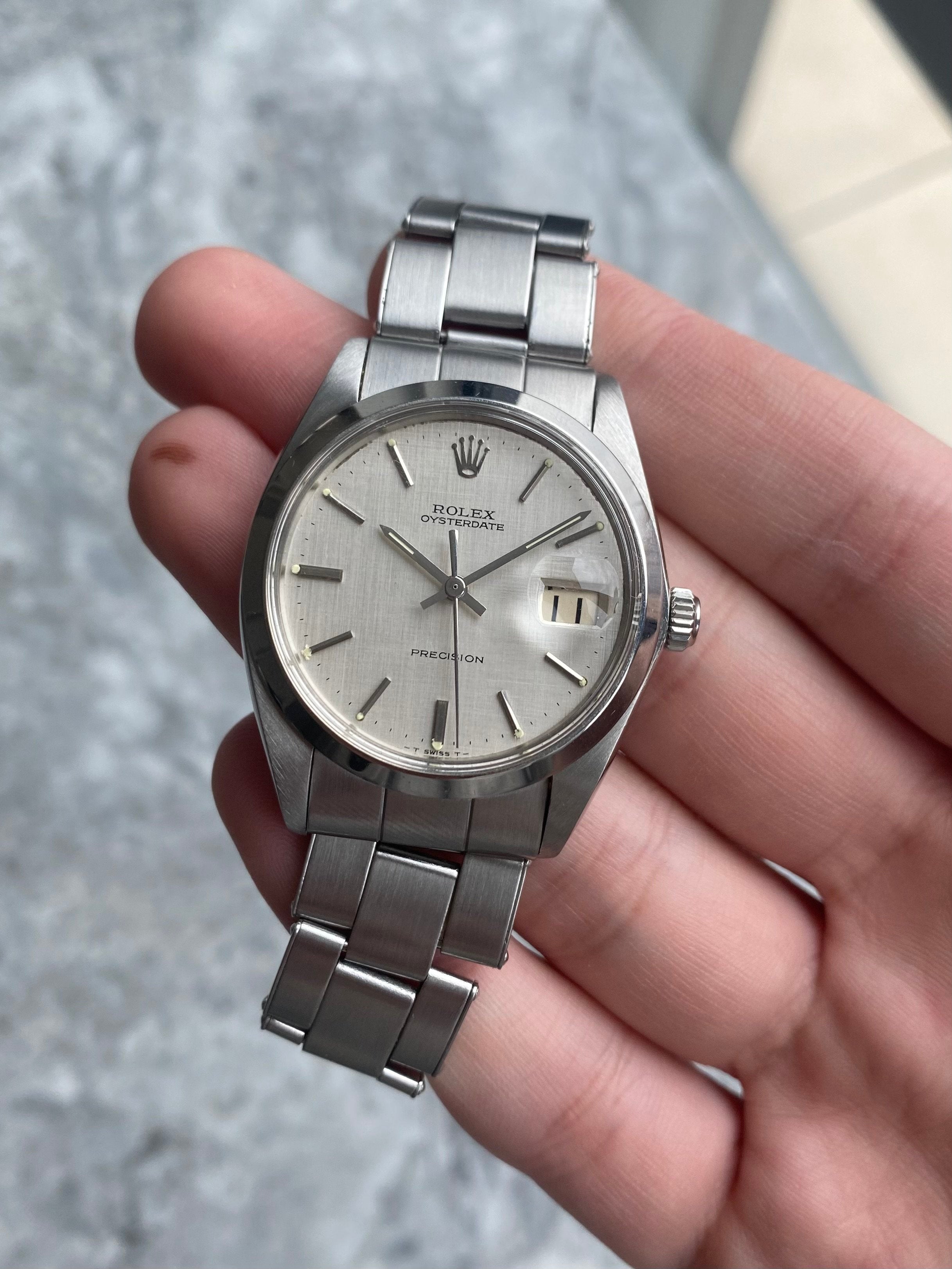 Oysterdate Precision 6694 - Silver Linen Dial