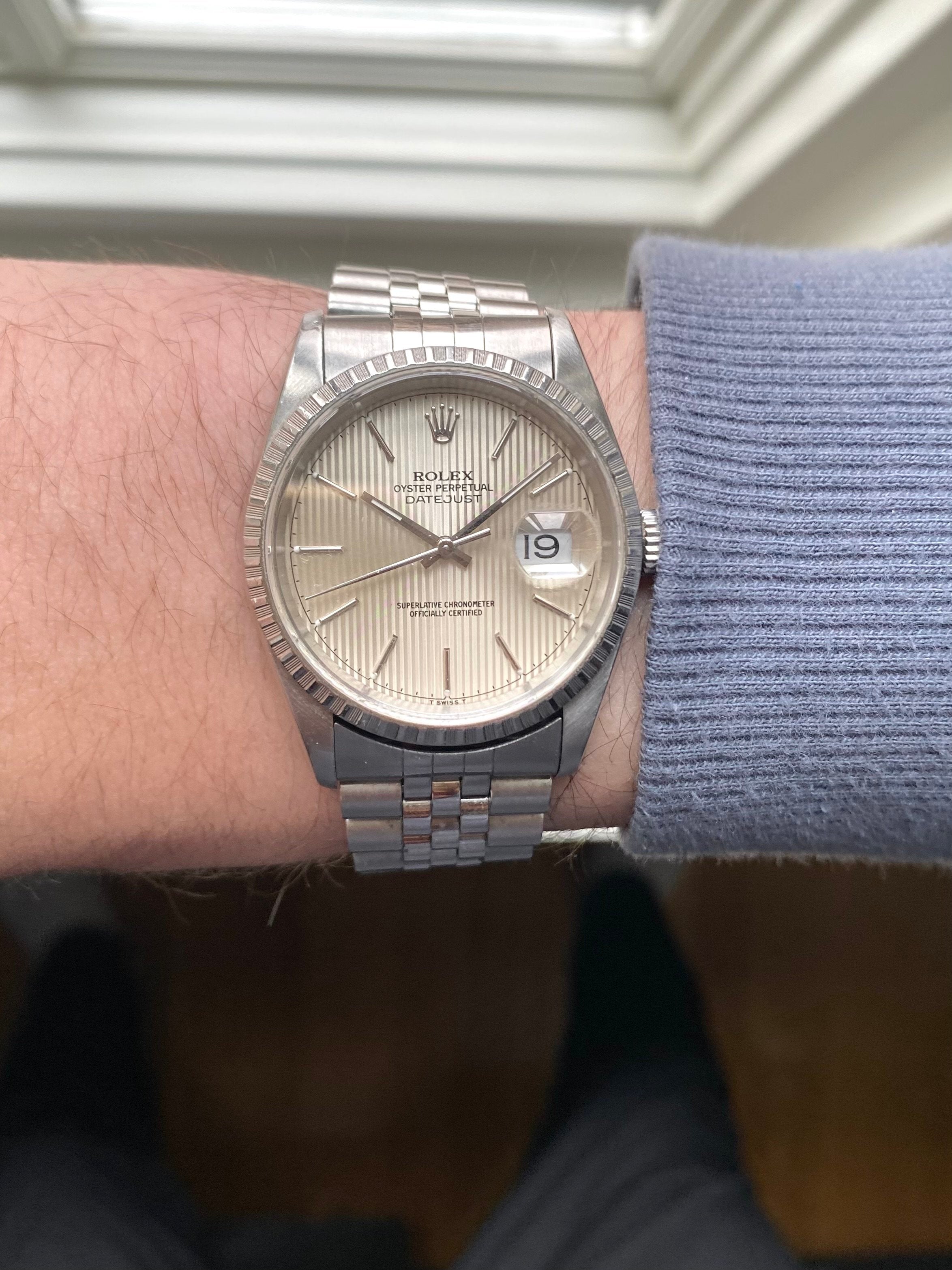 Rolex Datejust 16220 - Silver Tapestry