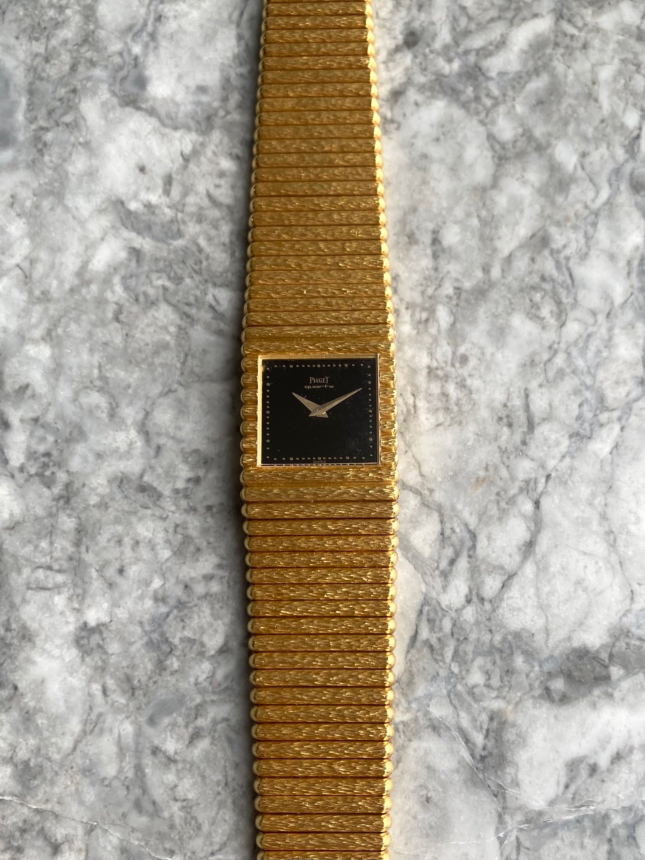 Piaget Onyx- 18K Yellow Gold.