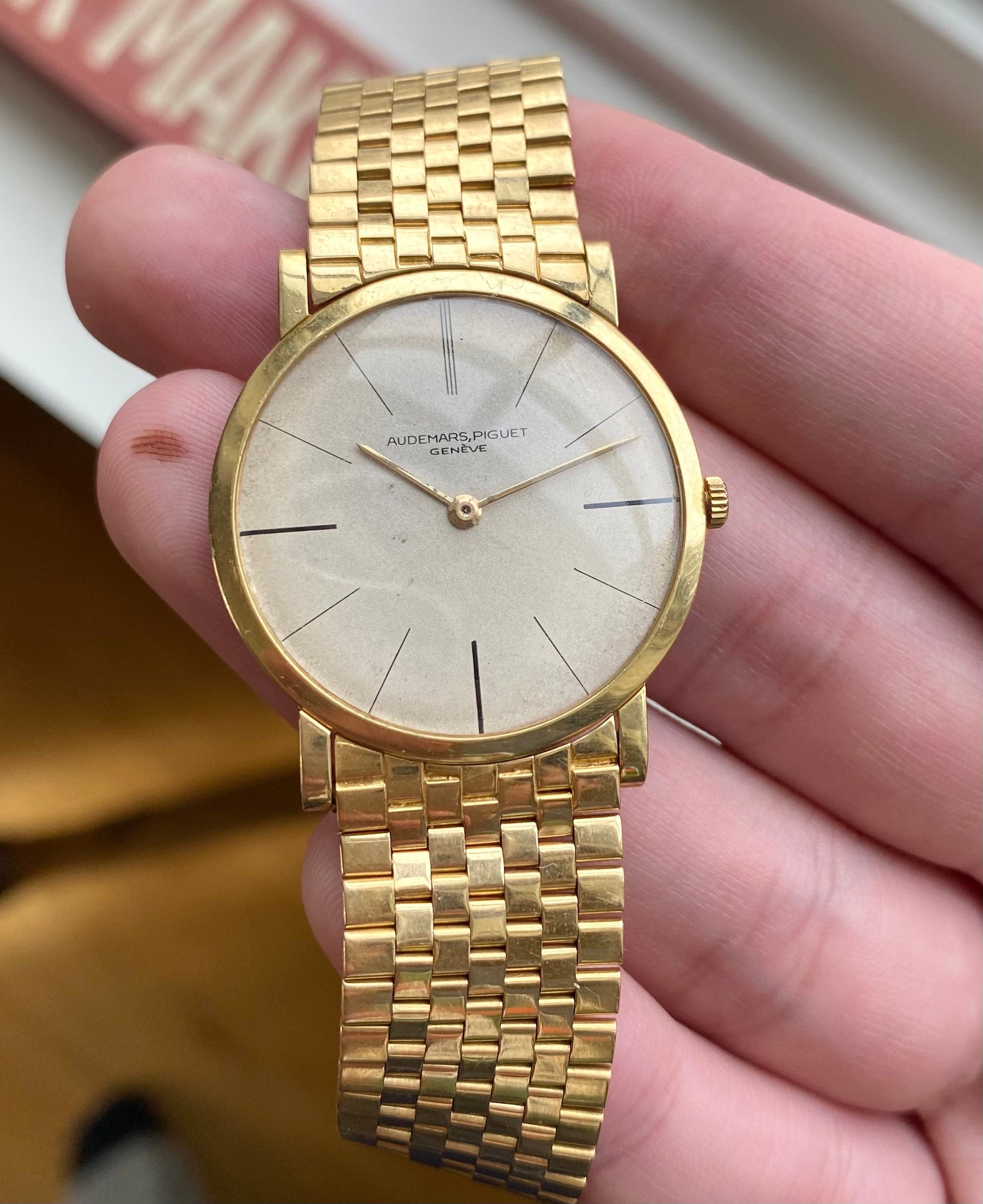 Audemars Piguet Dress Watch — 18k Yellow Gold