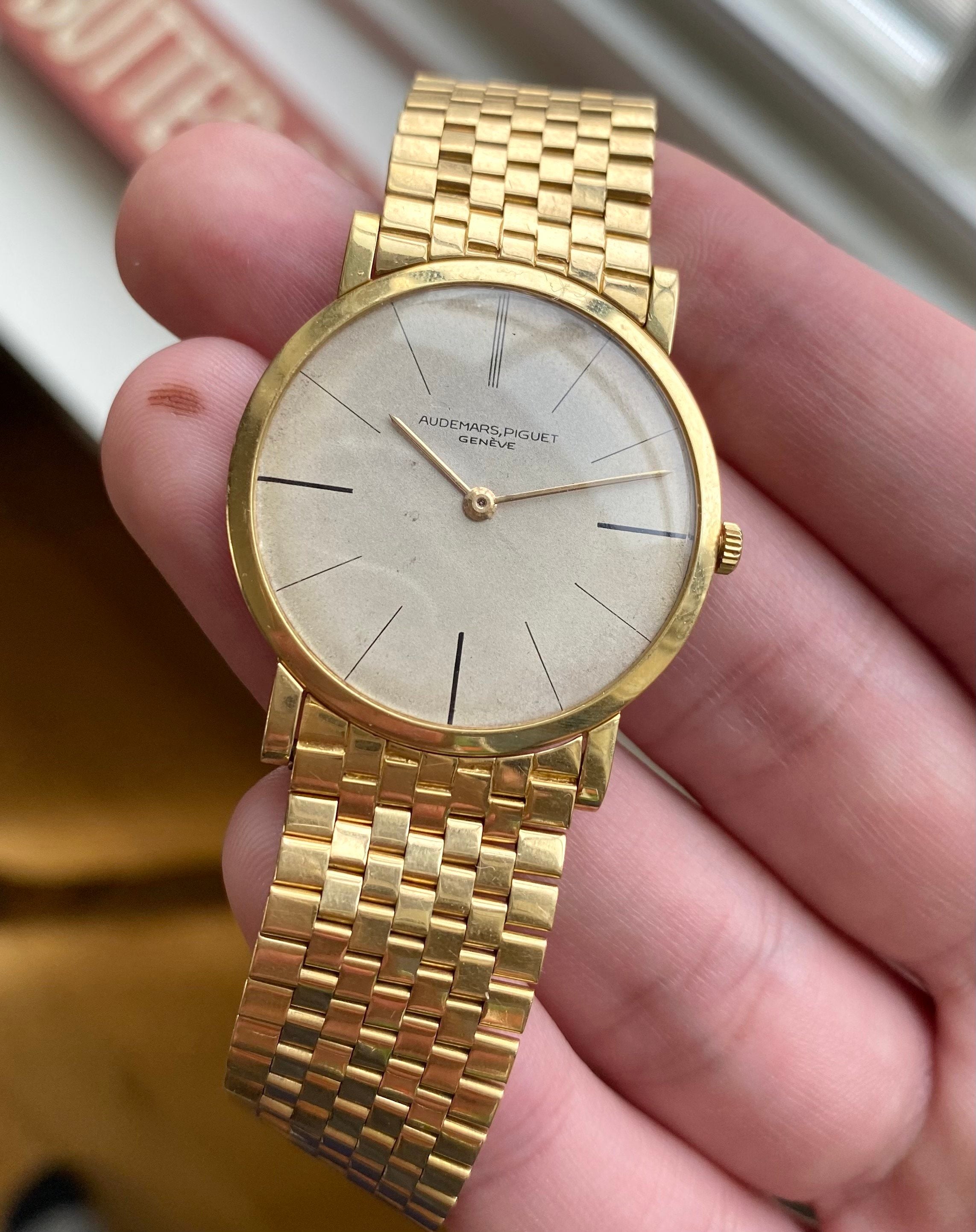 Audemars Piguet Dress Watch — 18k Yellow Gold