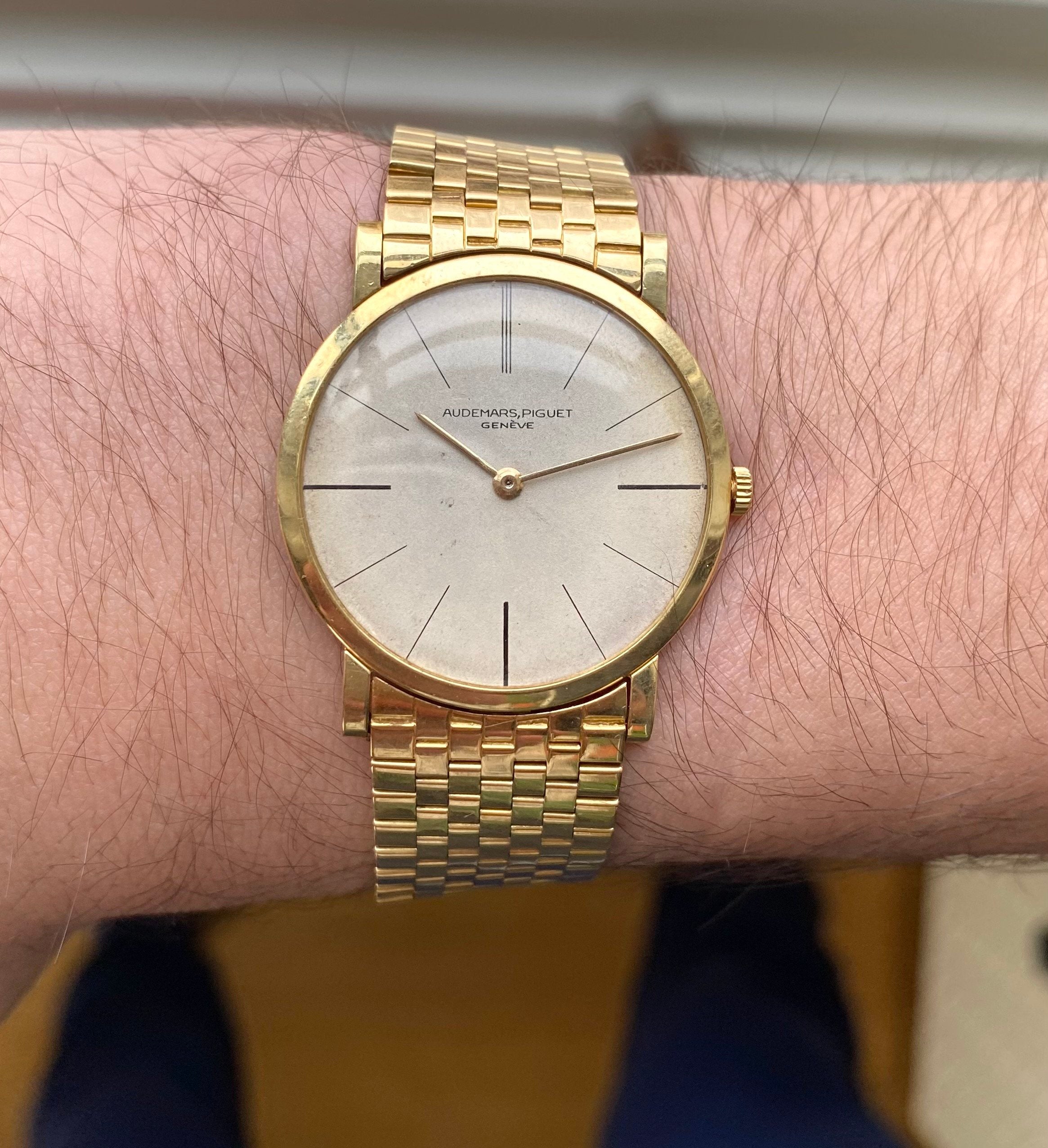 Audemars Piguet Dress Watch — 18k Yellow Gold