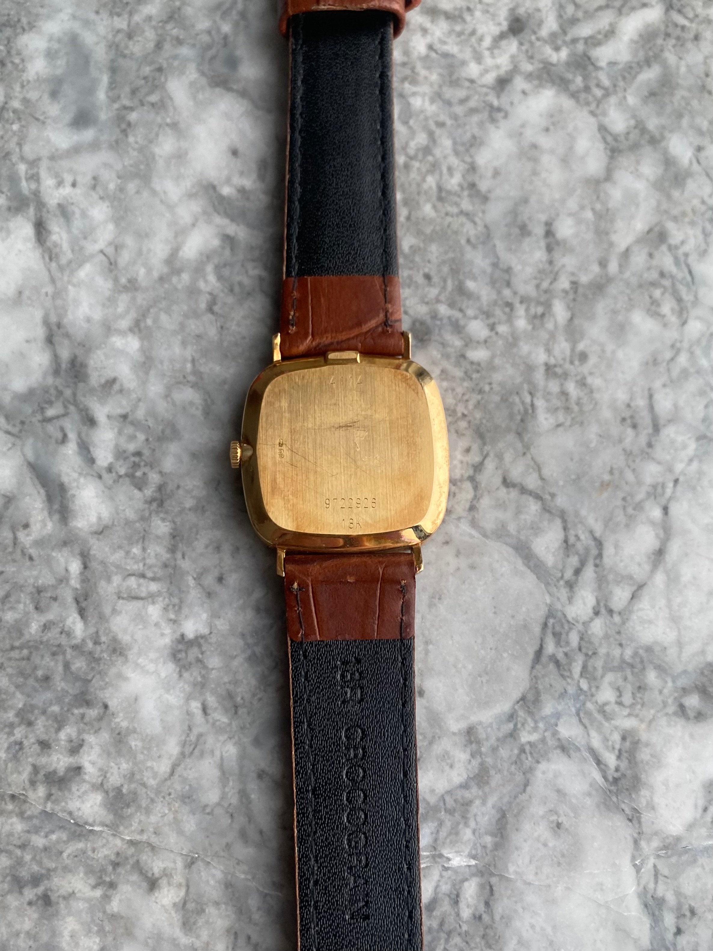 Rolex Cellini 4114 - 18K Yellow Gold.