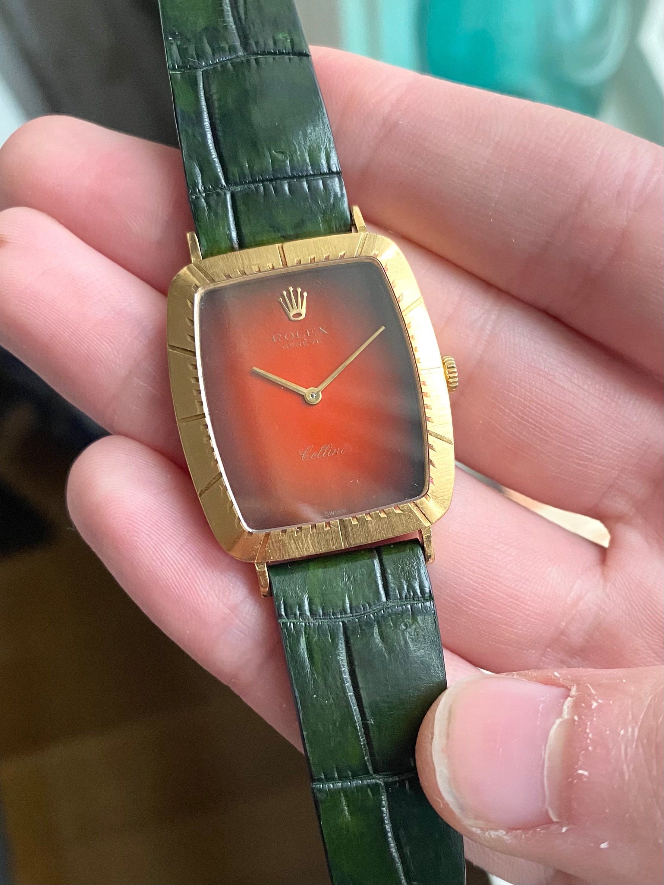 Rolex Cellini 18K Gold- Red Vignette