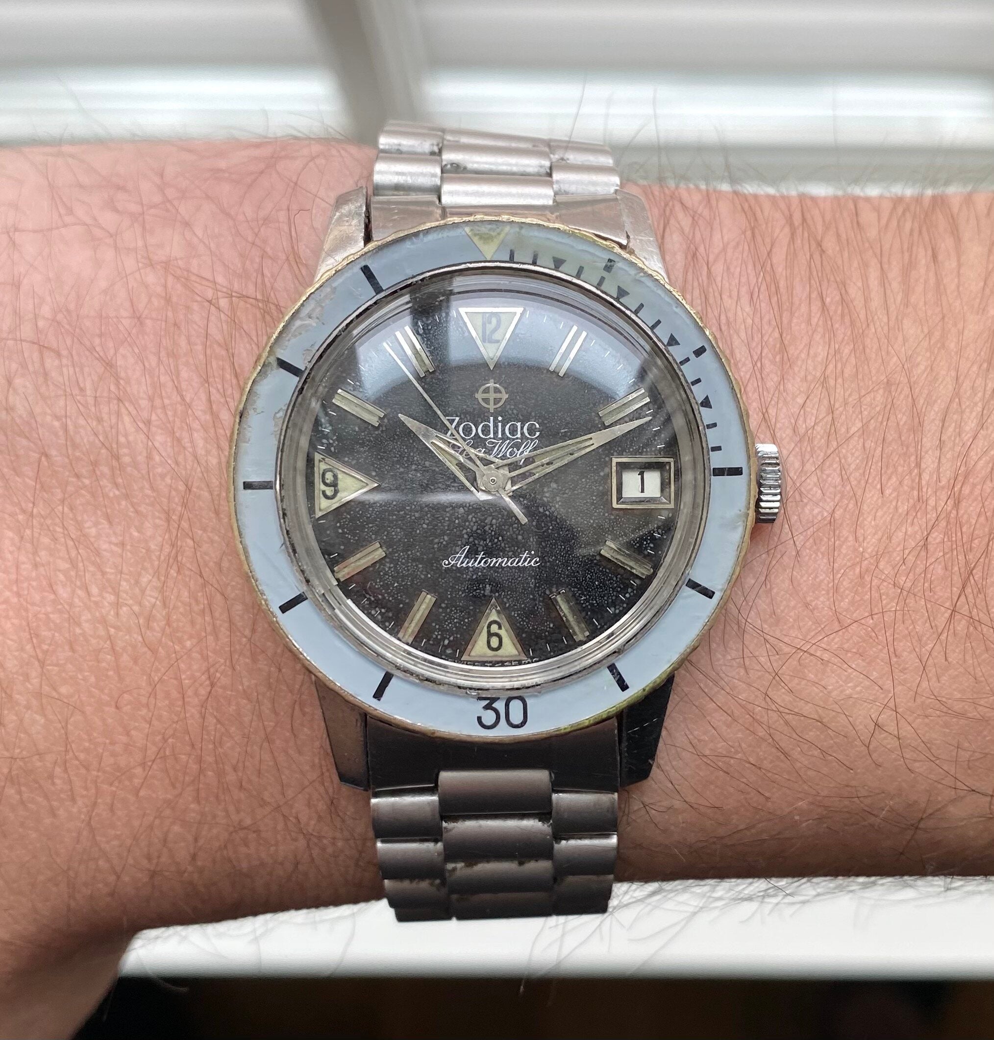 Zodiac Sea Wolf — Bakelite Bezel