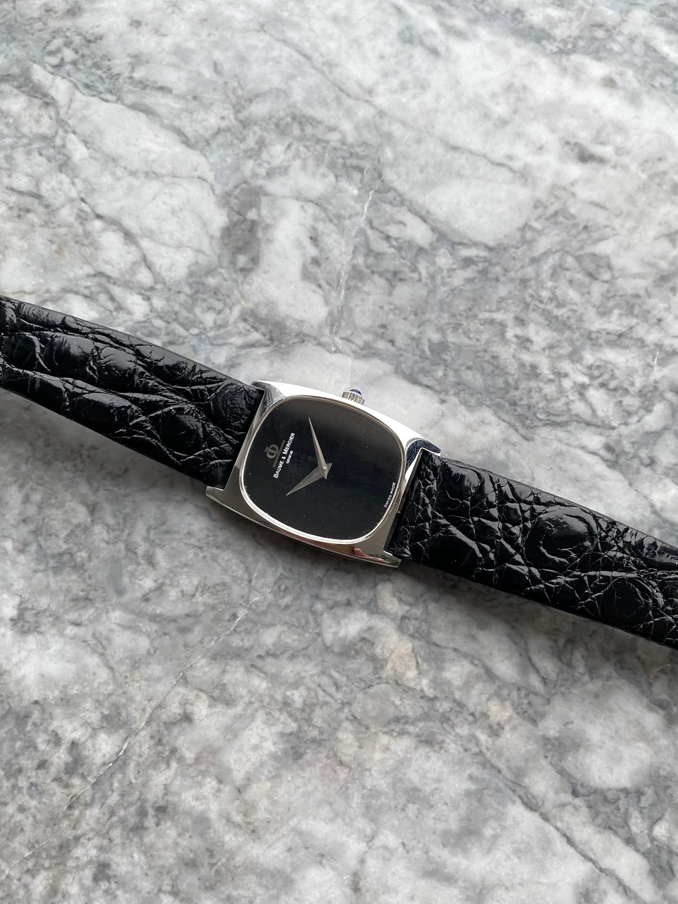 Baume & Mercier - 18K White Gold Onyx.