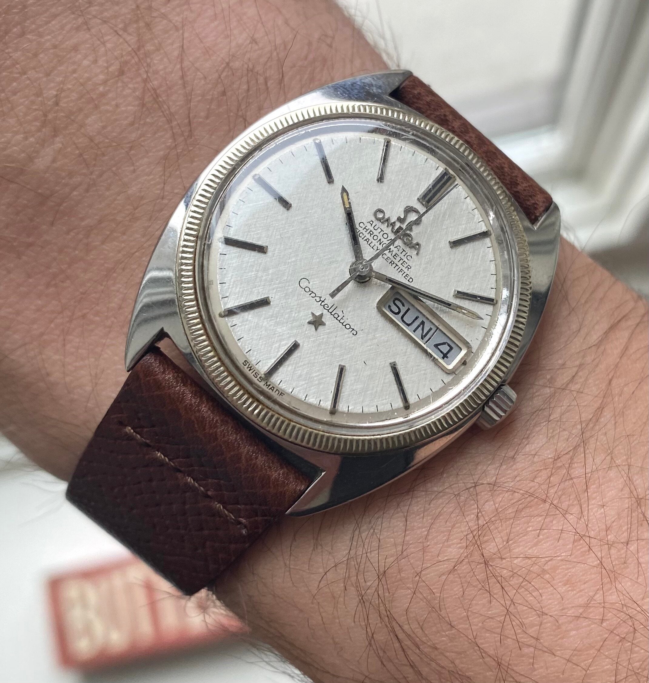 Omega Constellation Day-date — Linen Dial