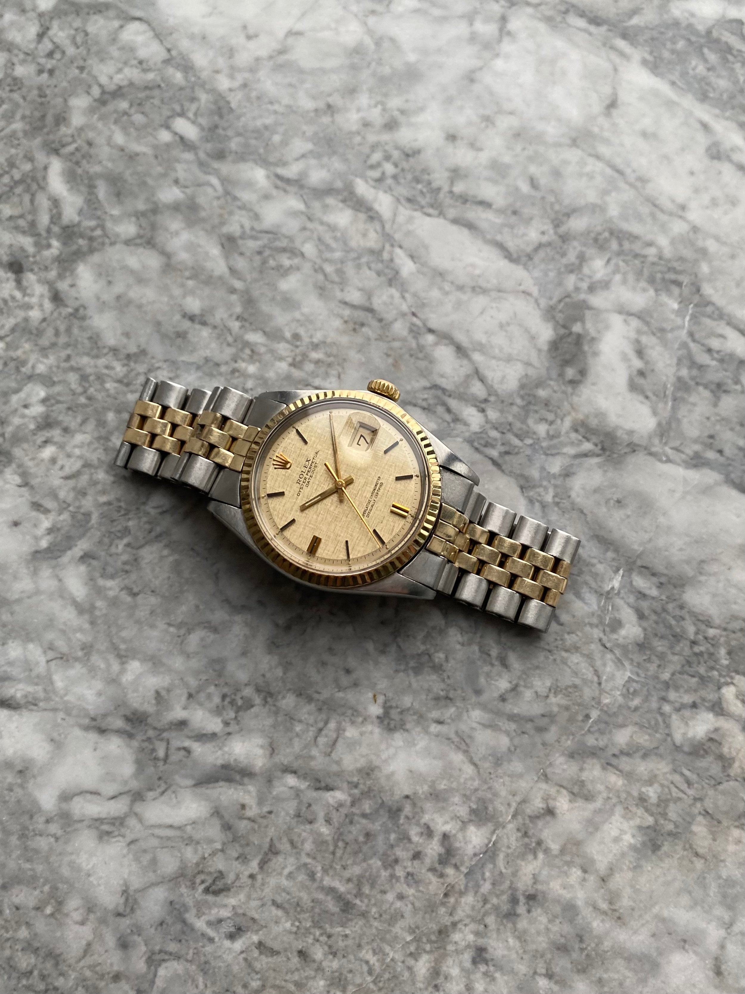 Rolex Datejust 1601 - Champagne Linen Dial.