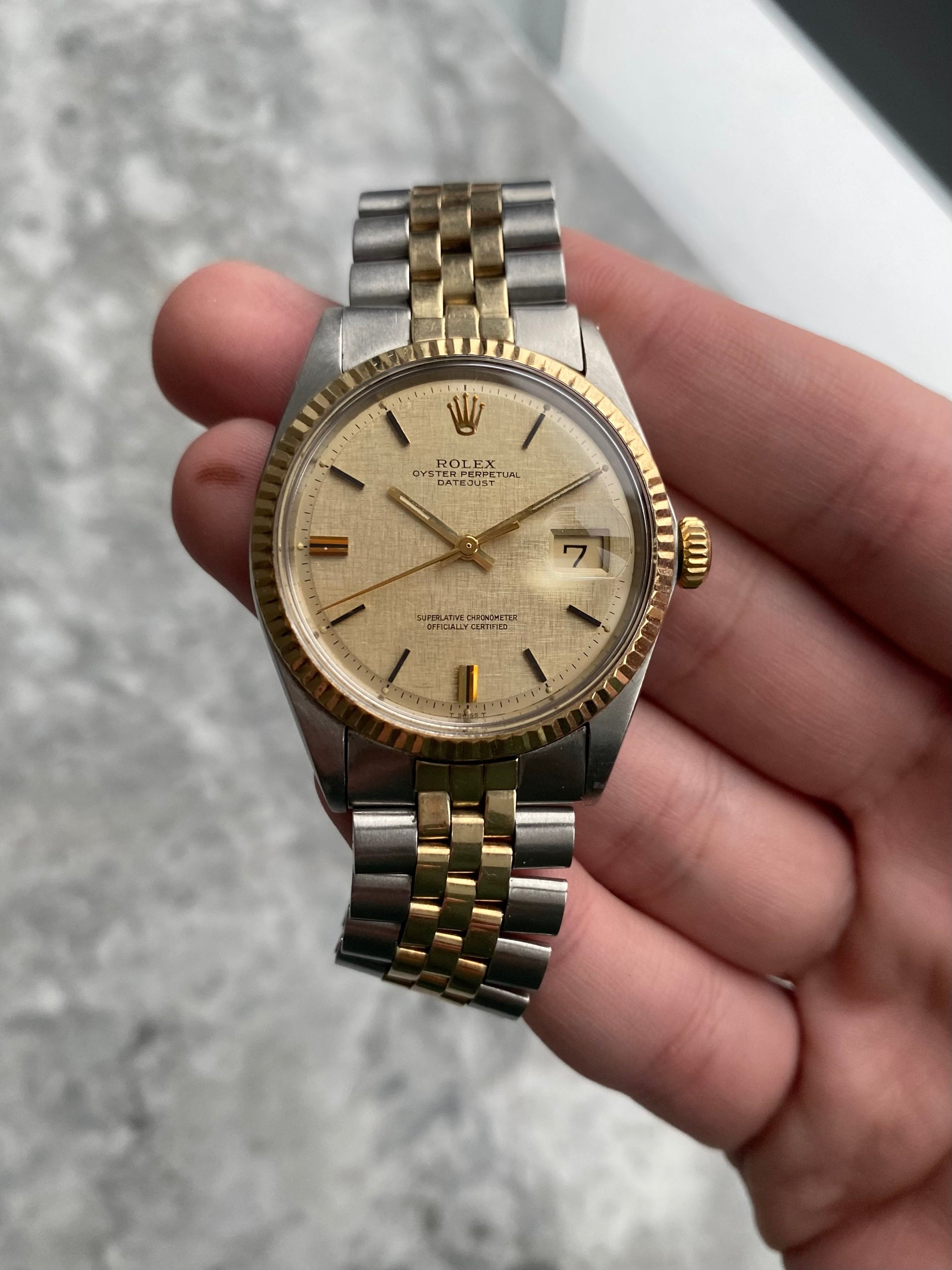 Rolex Datejust 1601 - Champagne Linen Dial.