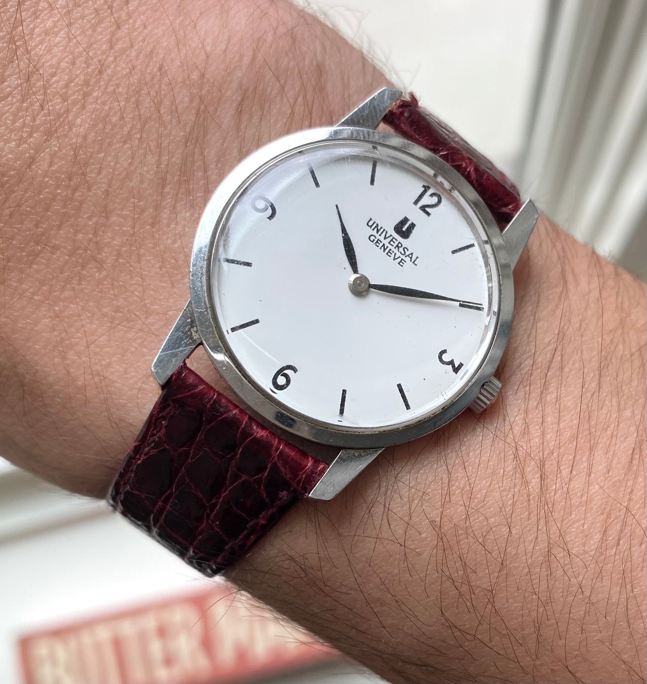 Universal Geneve — Arabic Numerals