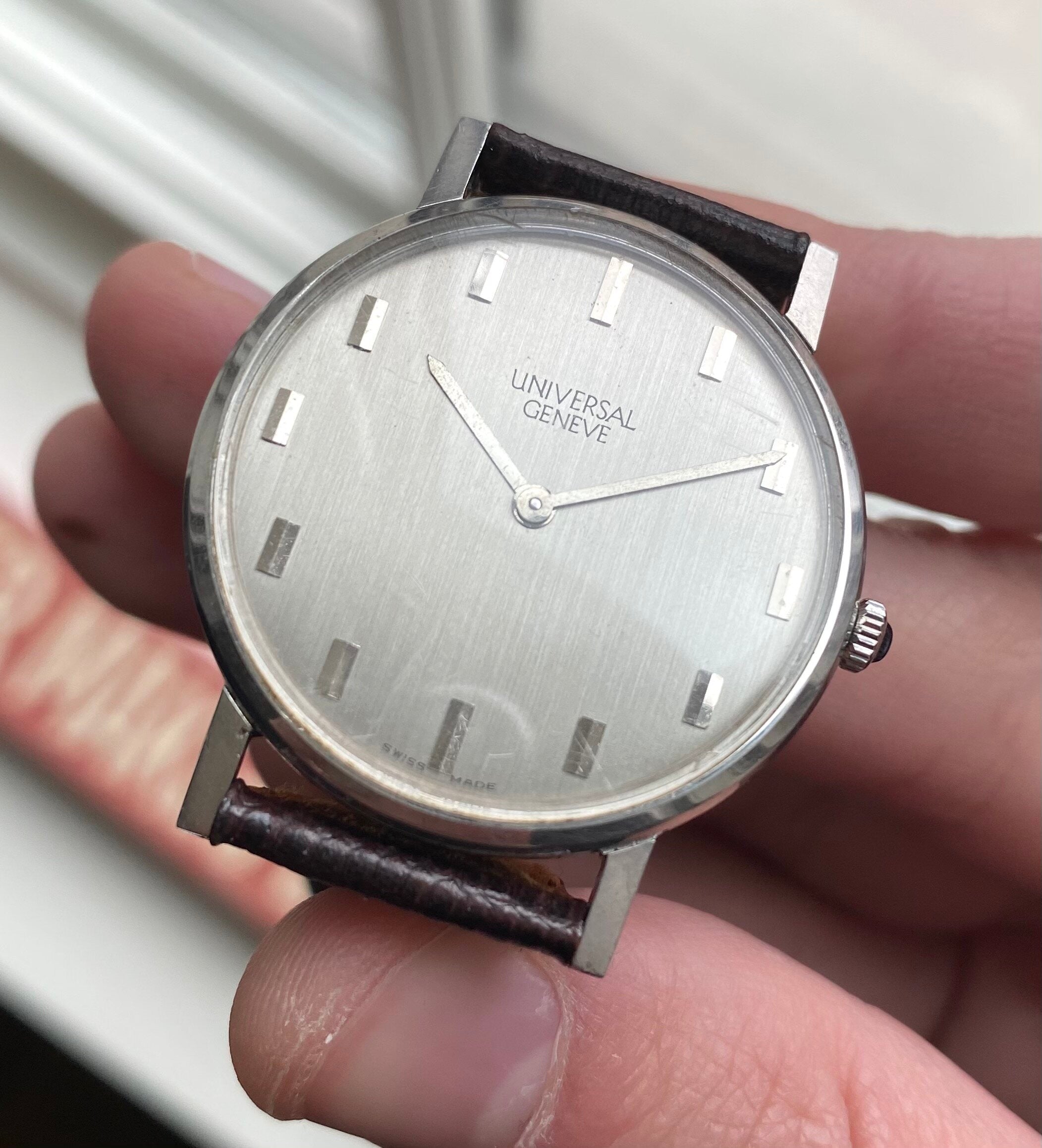 Universal Geneve — "Stick" Dial