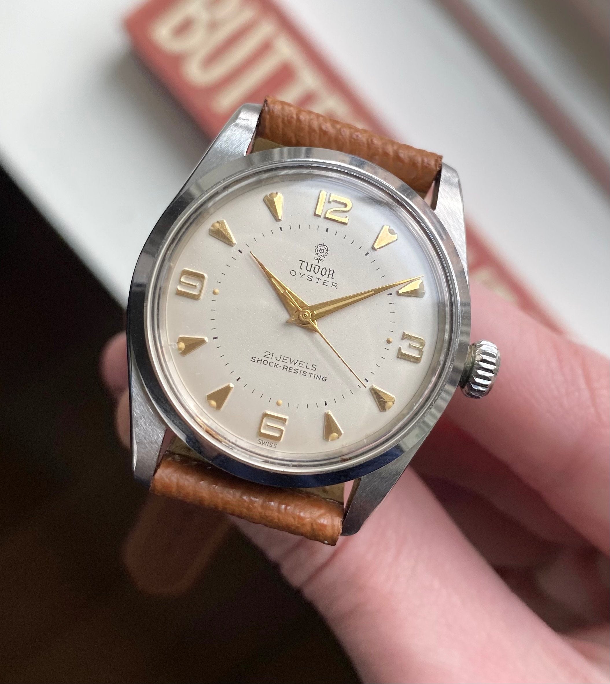 Tudor Oyster ref. 7904 — White Arabic Numeral Dial