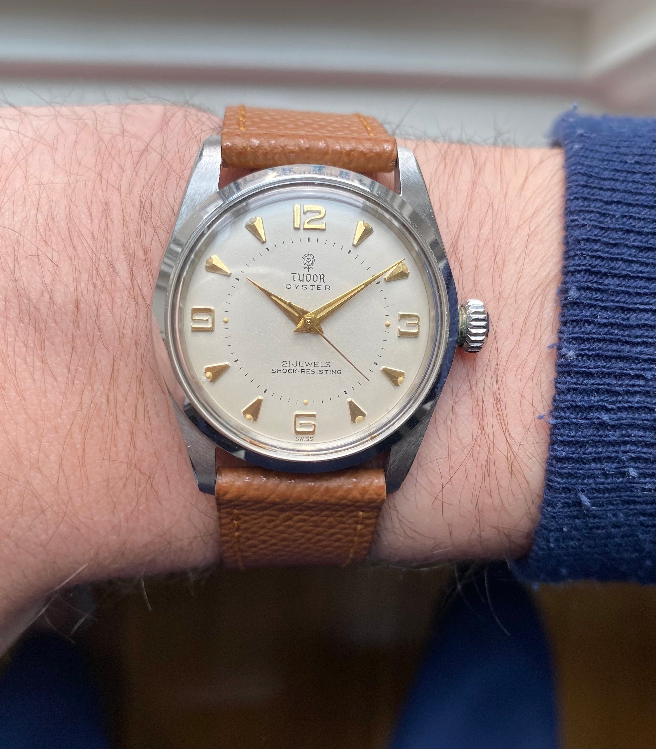 Tudor Oyster ref. 7904 — White Arabic Numeral Dial