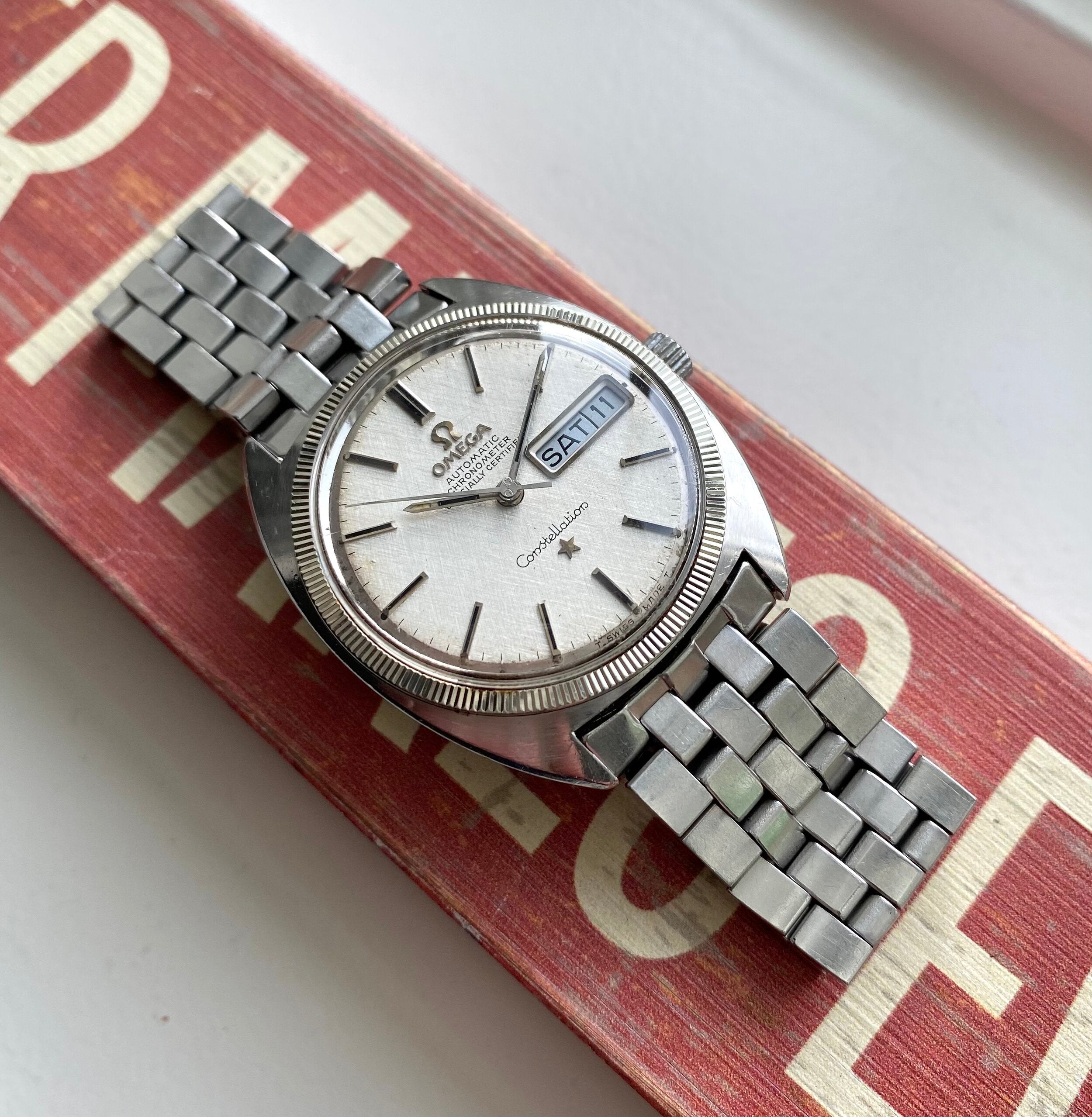 Omega Constellation Day-date — Linen Dial