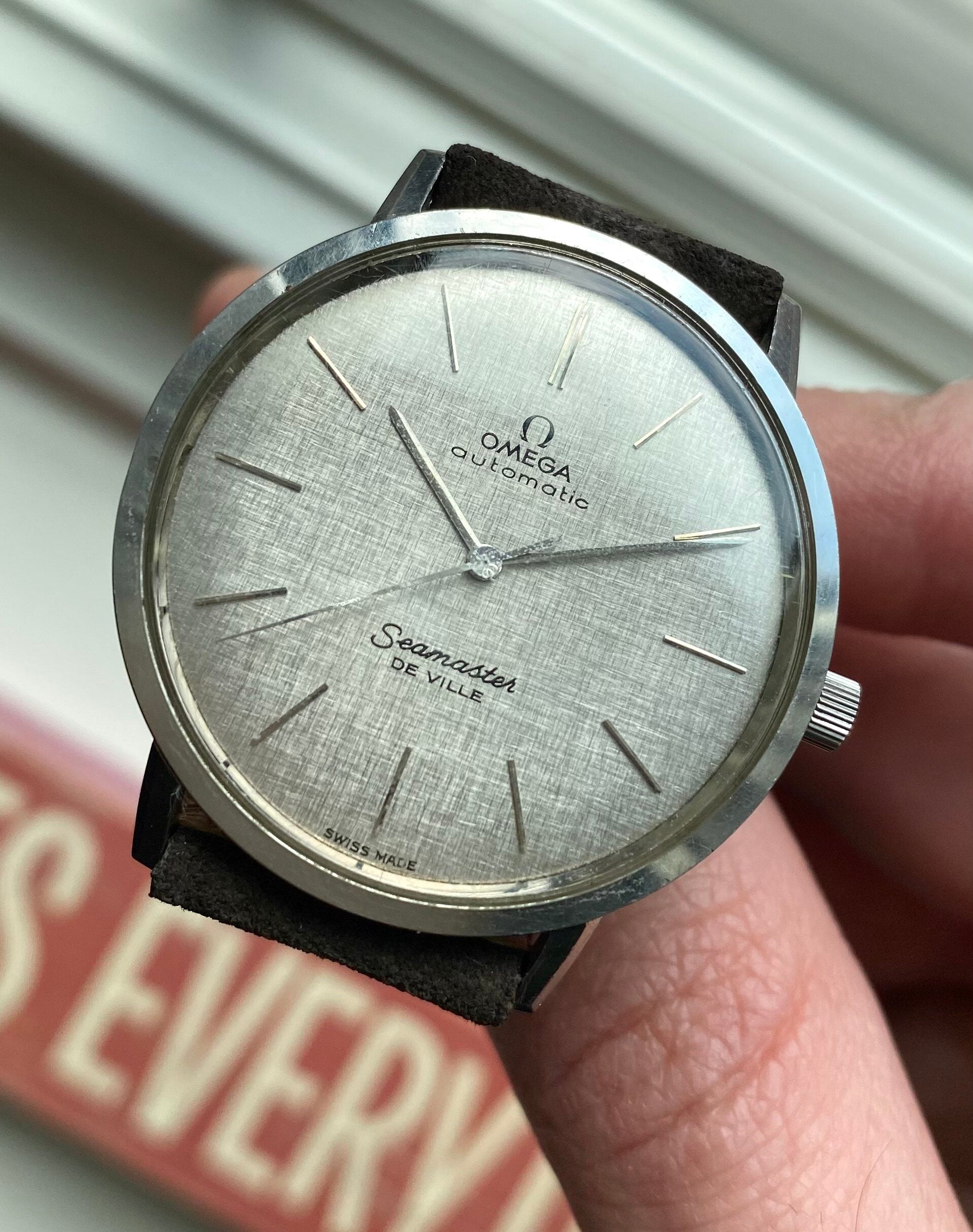 Omega Seamaster De Ville — Linen Dial