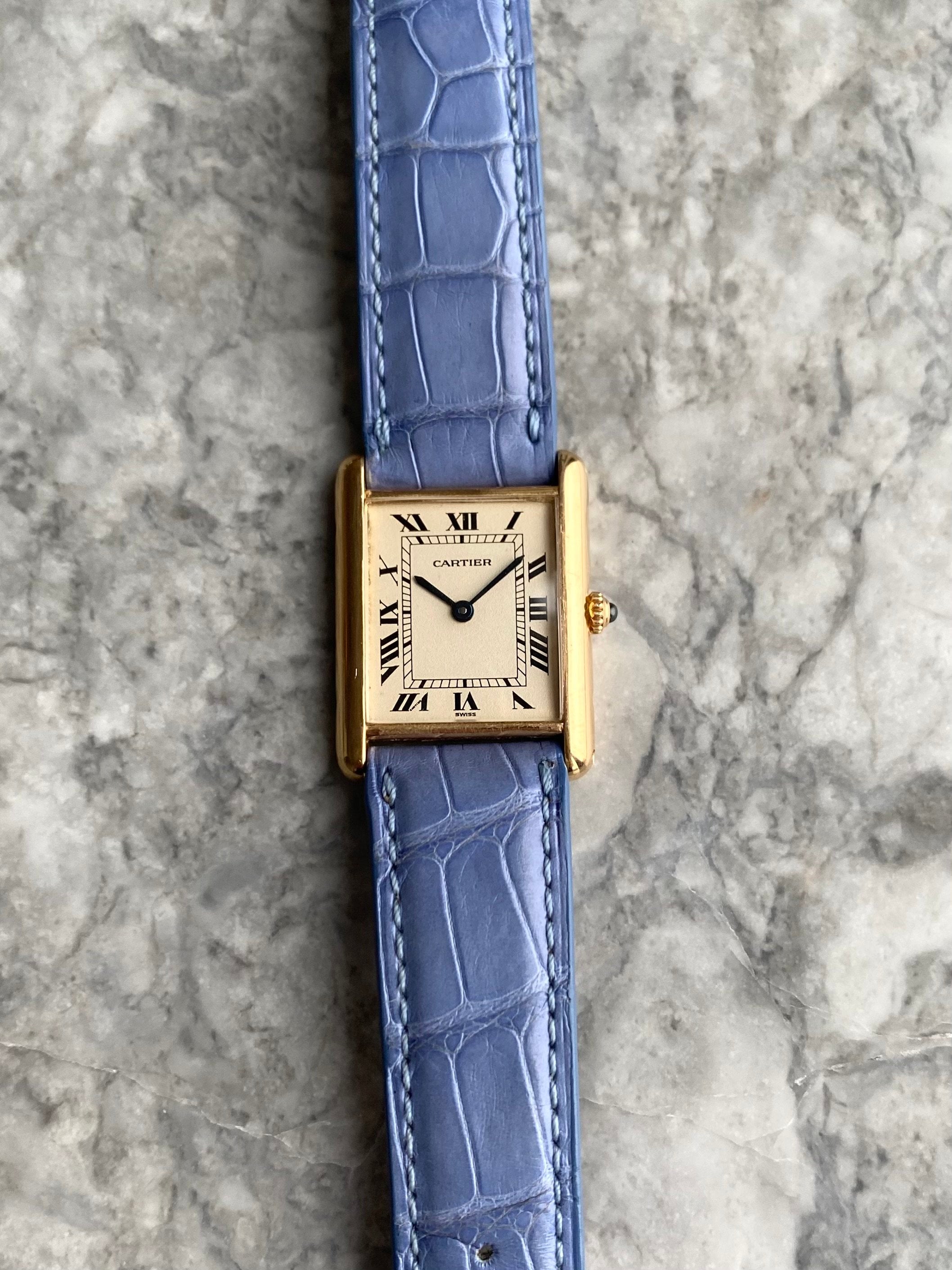 Cartier Tank Louis - 18K Yellow Gold.