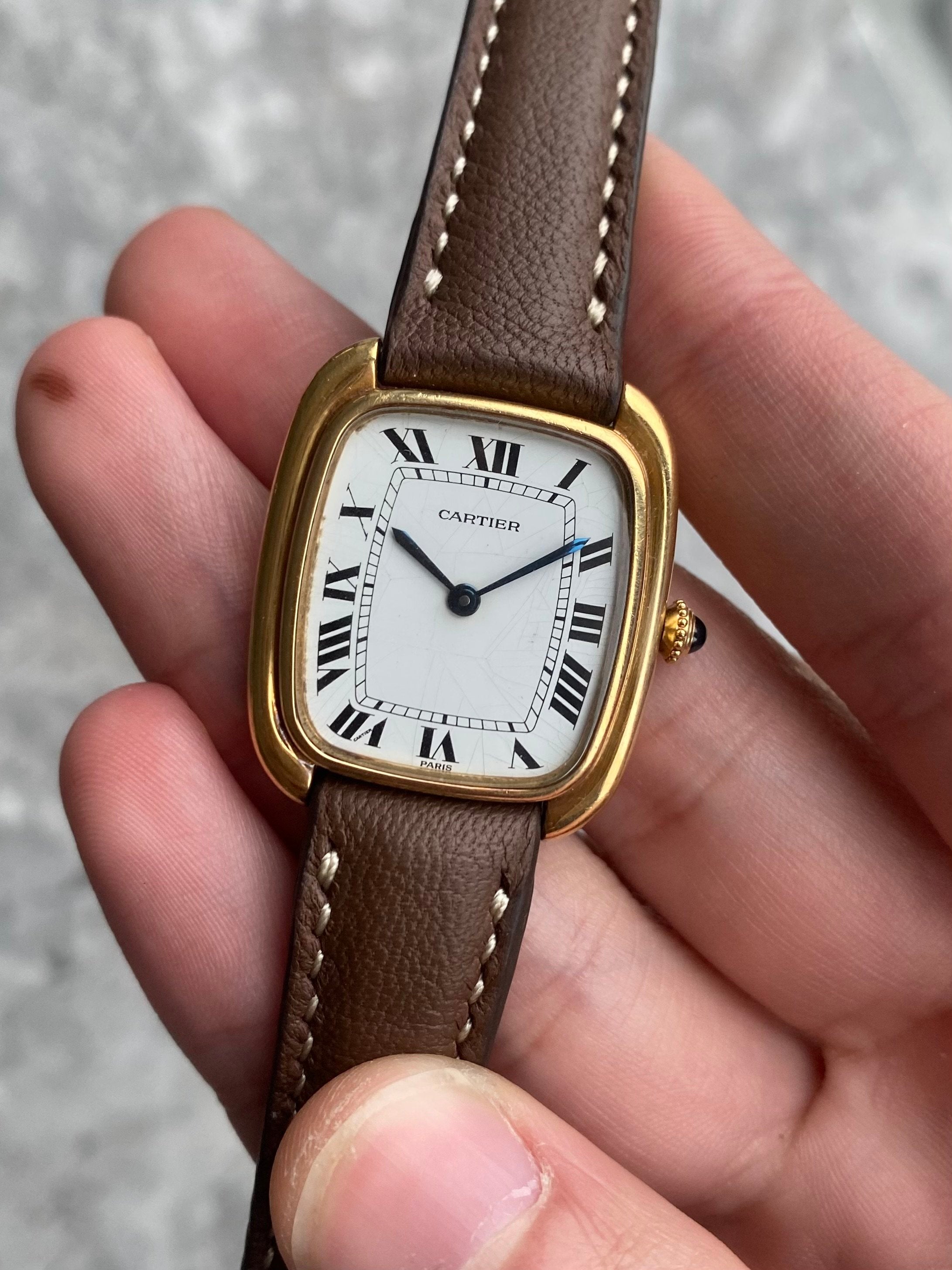 Cartier Automatique - 18K Yellow Gold.