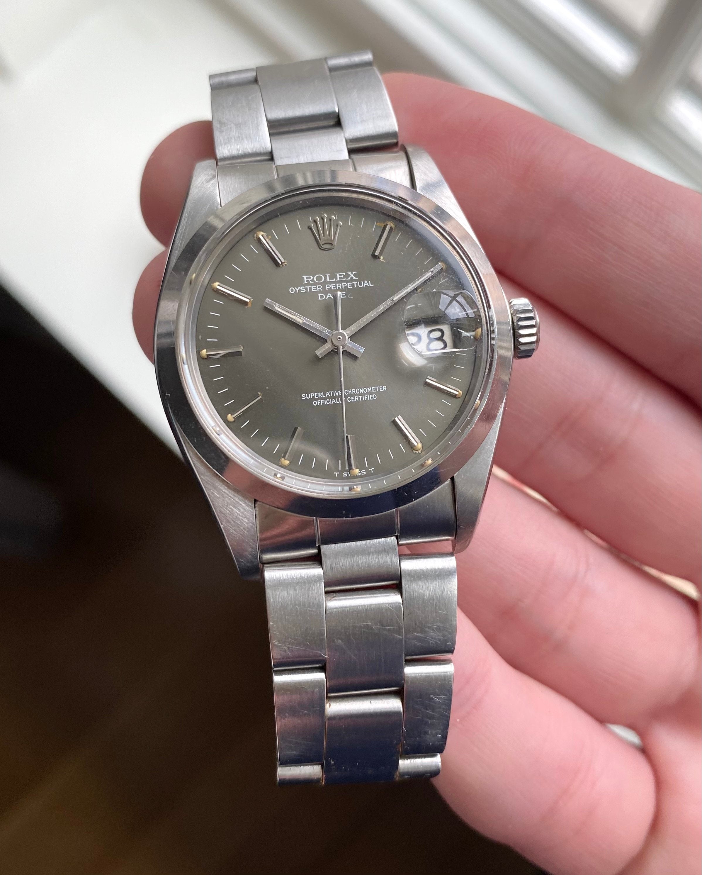 Rolex Oysterperpetual ref. 1500 — Grey Taupe Dial