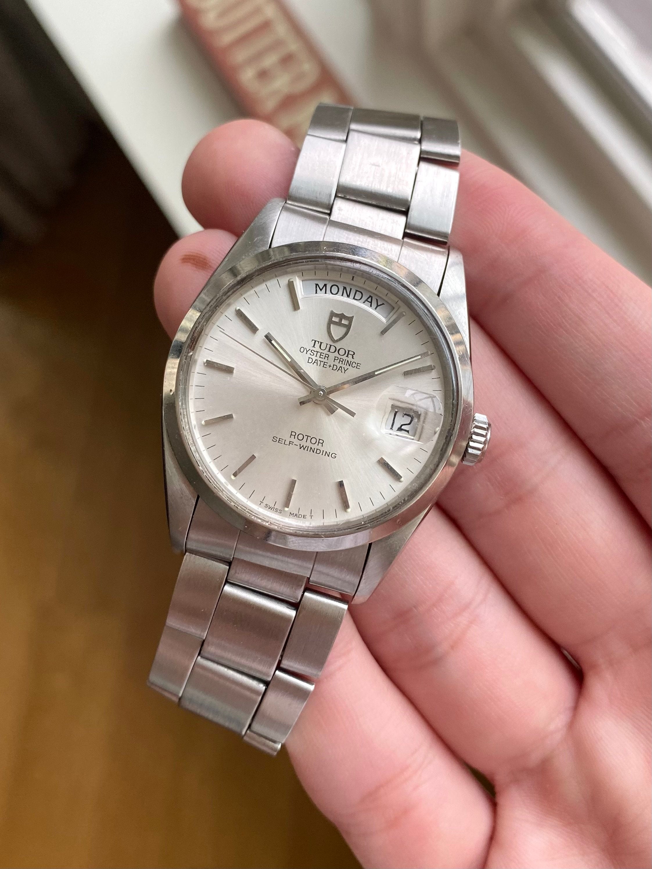 Tudor Dateday - 94500