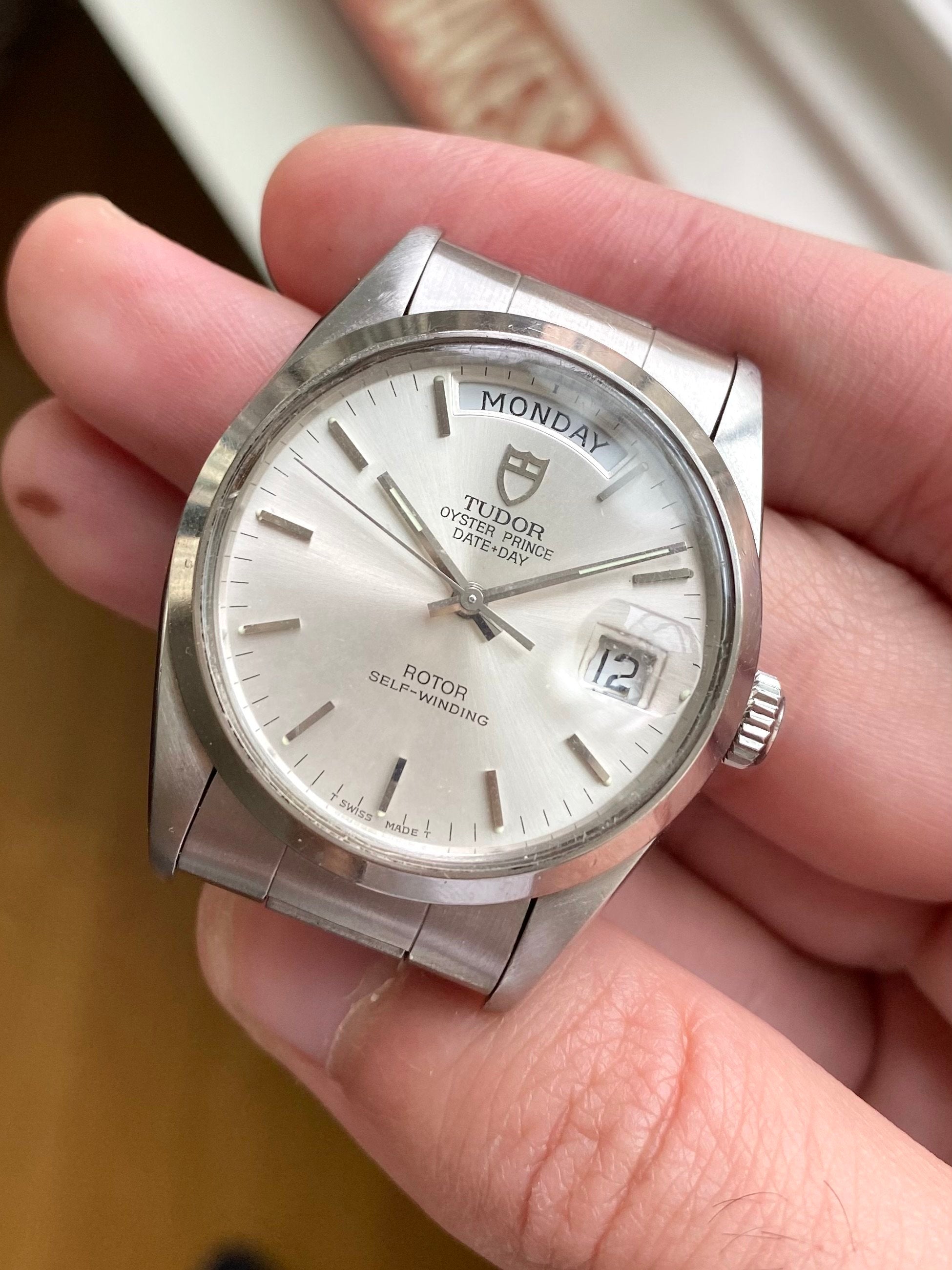 Tudor Dateday - 94500