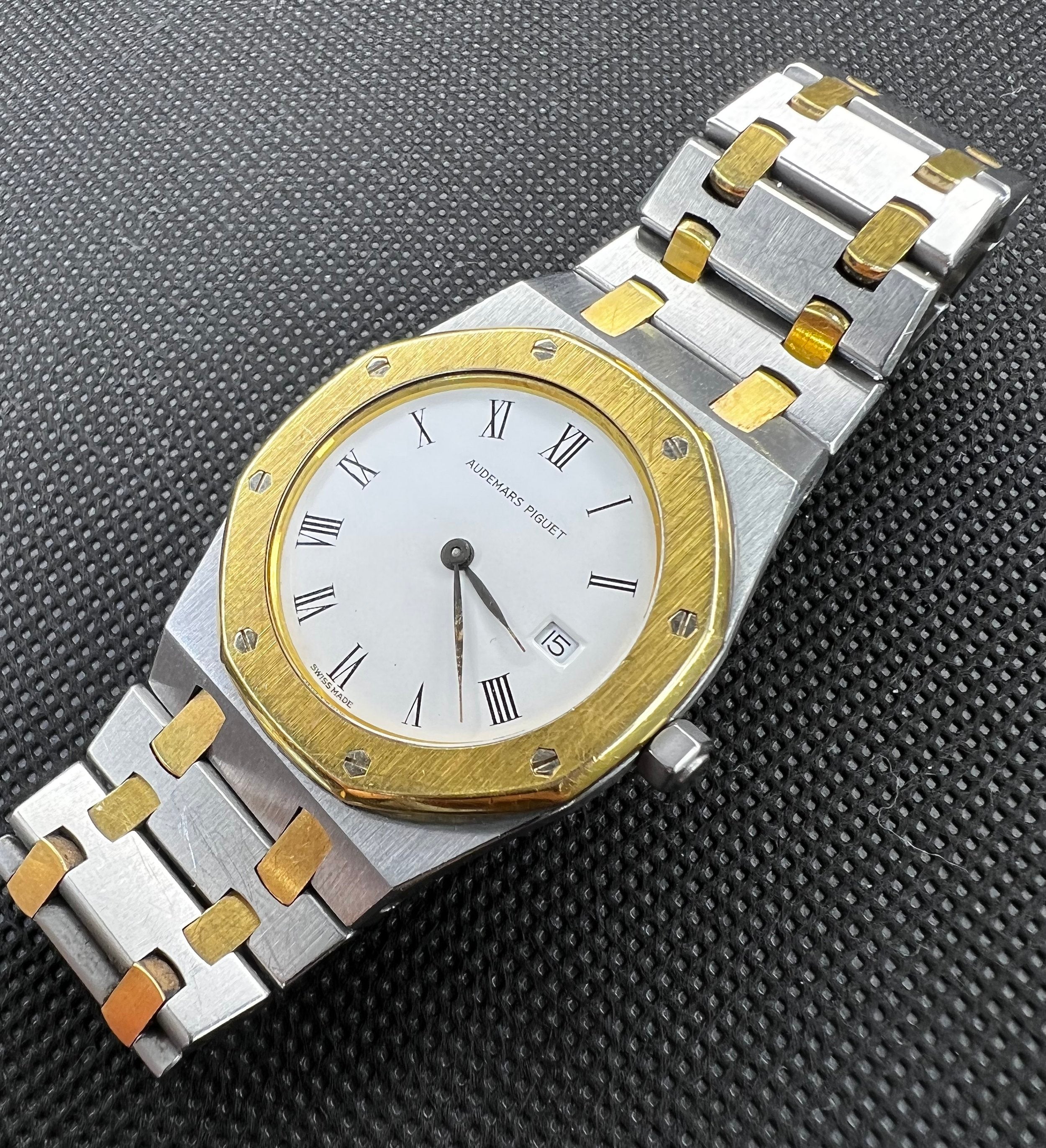 Royal Oak 90s Quartz Two Tone White Dial Quickset Date 33mm