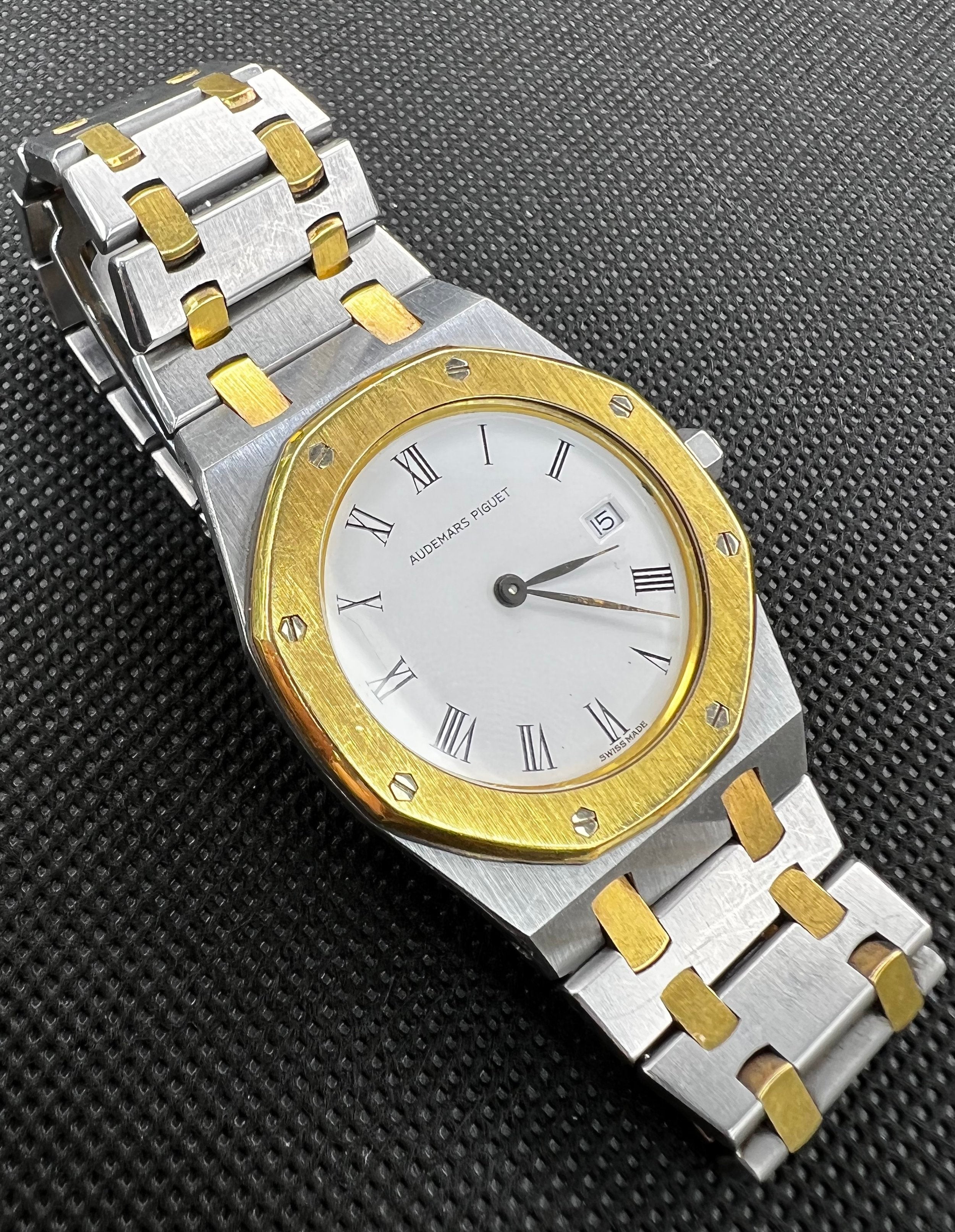 Royal Oak 90s Quartz Two Tone White Dial Quickset Date 33mm