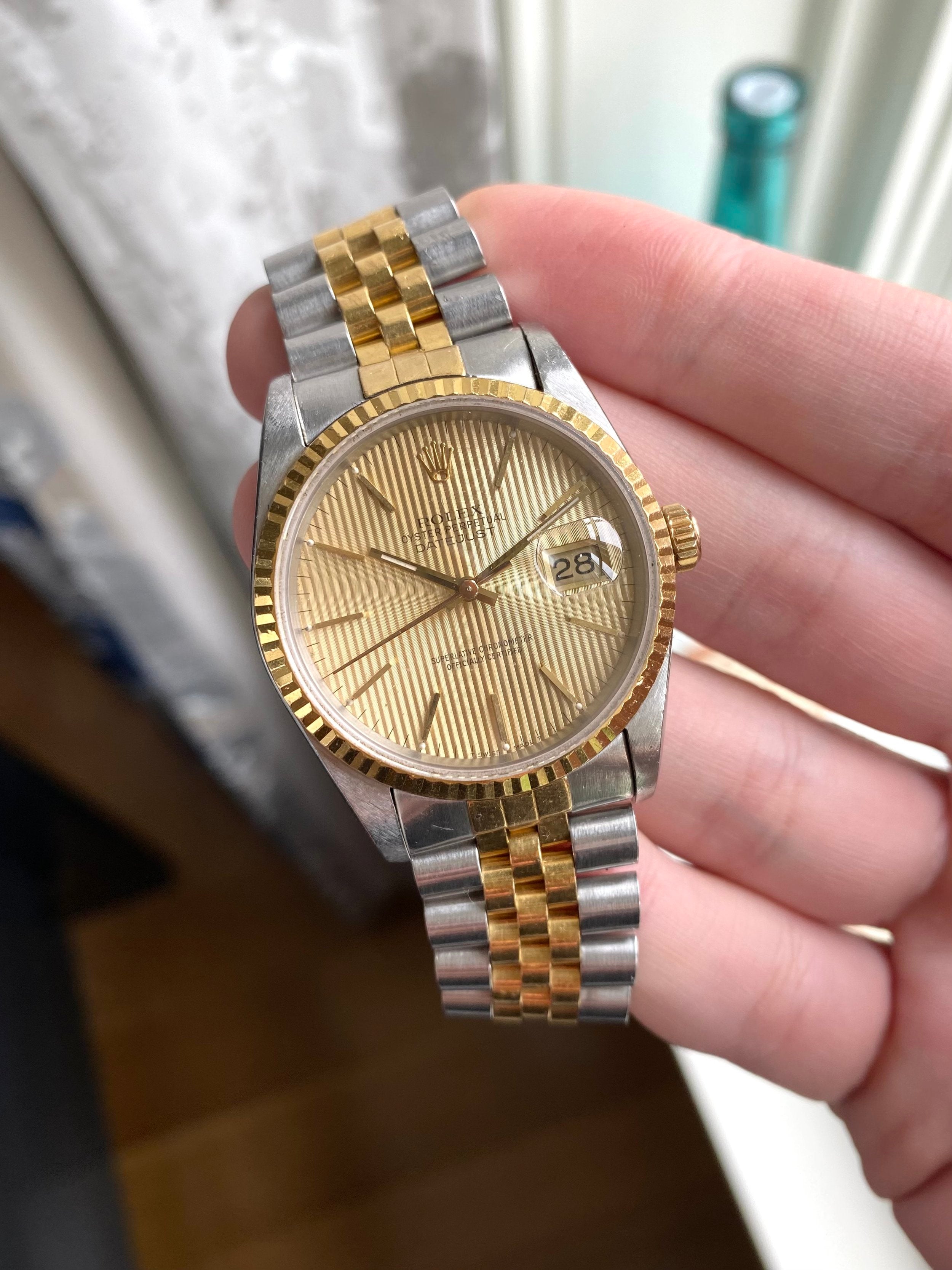 Rolex Datejust 16233 - Champagne Tapestry