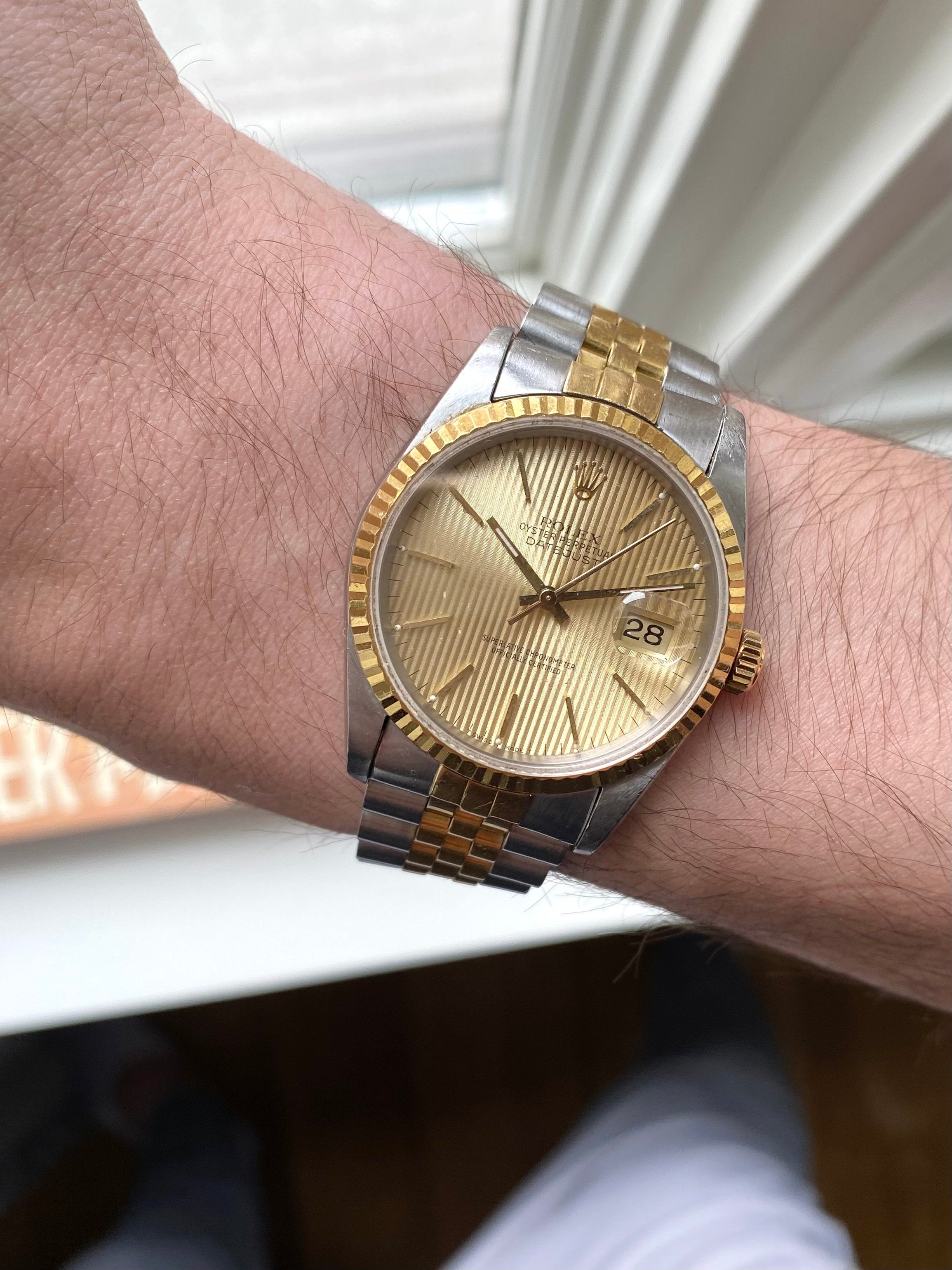 Rolex Datejust 16233 - Champagne Tapestry