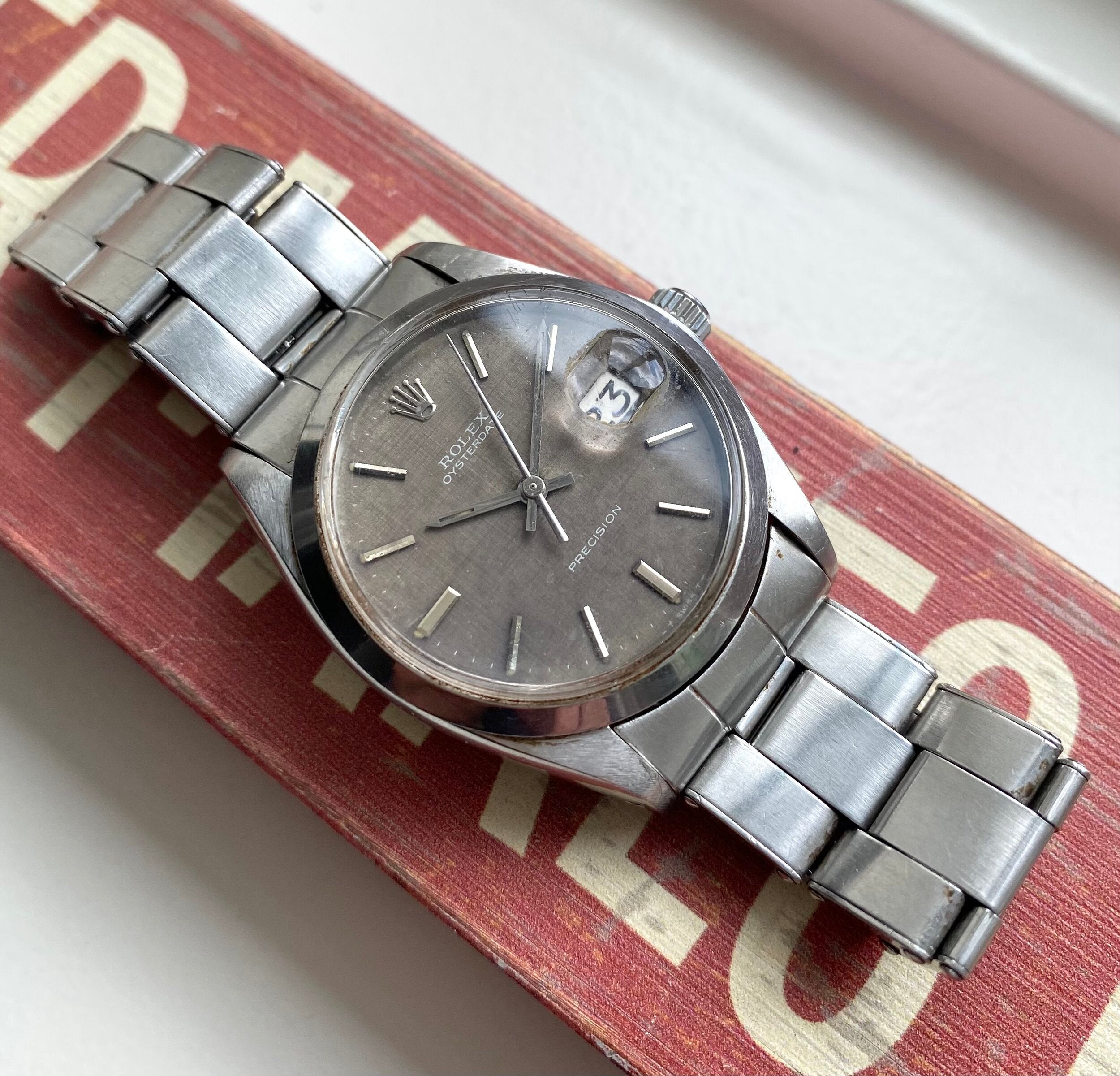 Rolex Oysterdate Precision ref. 6694 — Brown Linen Dial