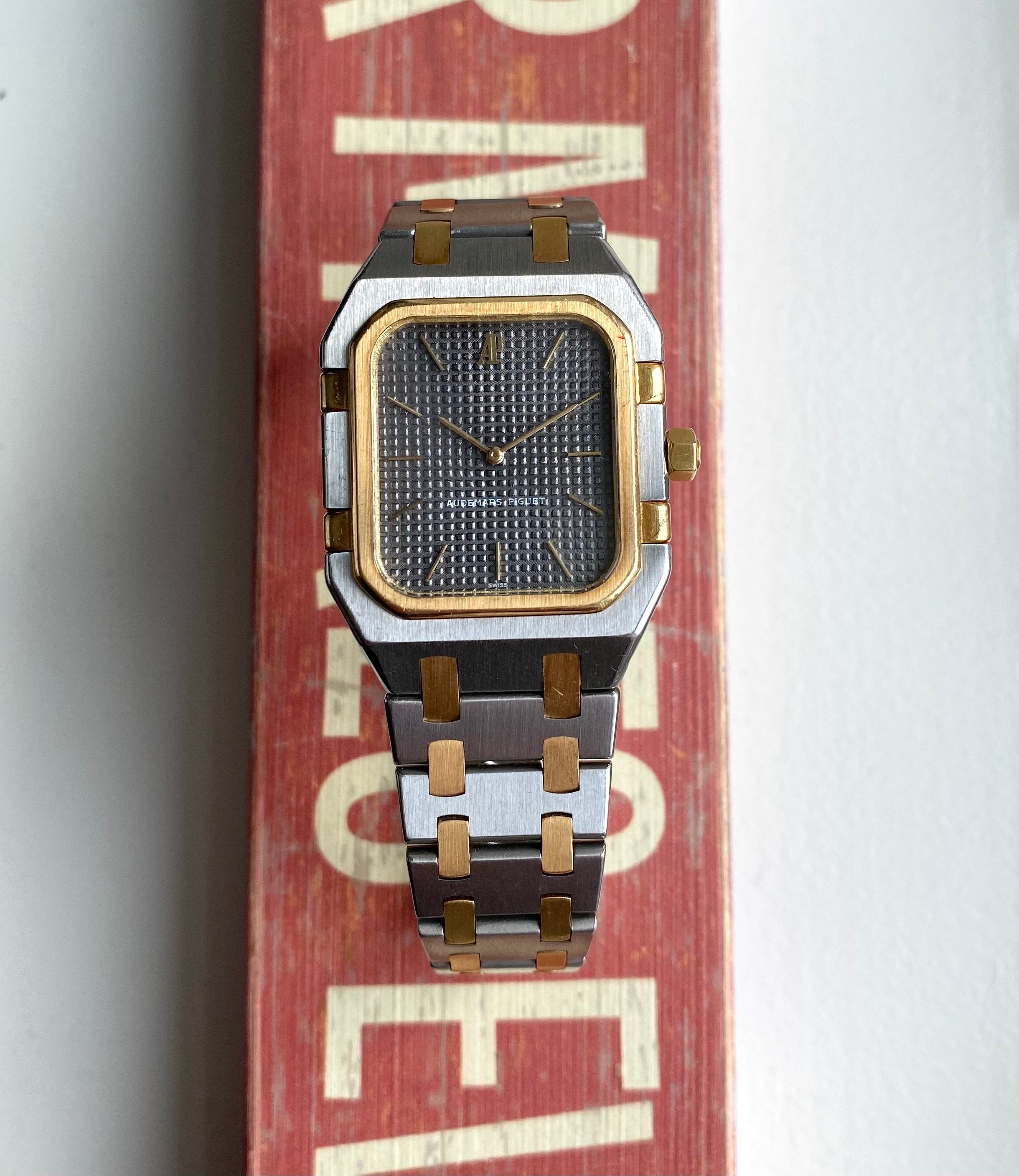 Audmears Piguet ref. 6005SA — Two-tone