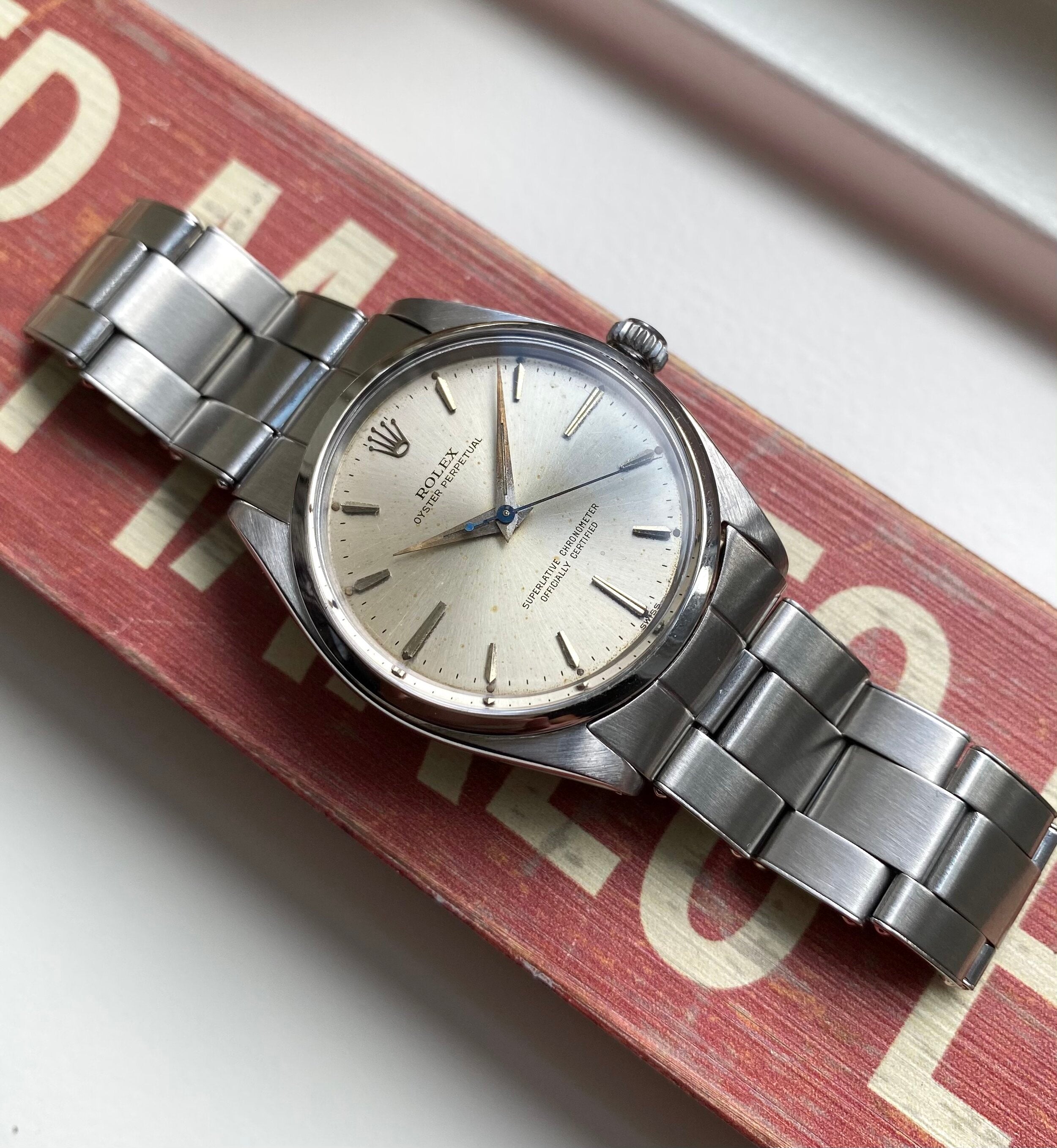 Rolex Oyster Perpetual ref. 1002 — Dauphine Hands