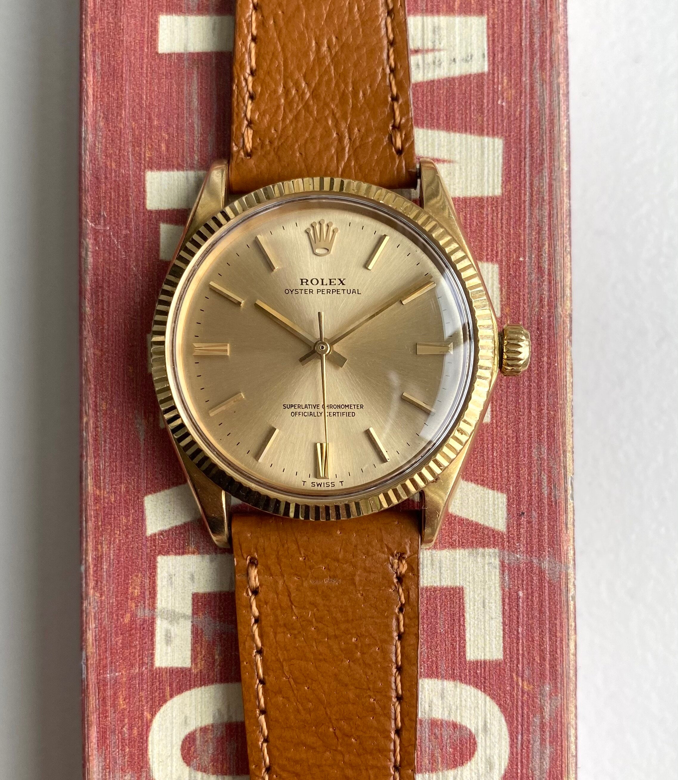 Rolex Oyster Perpetual ref. 1005 — 18k Yellow Gold