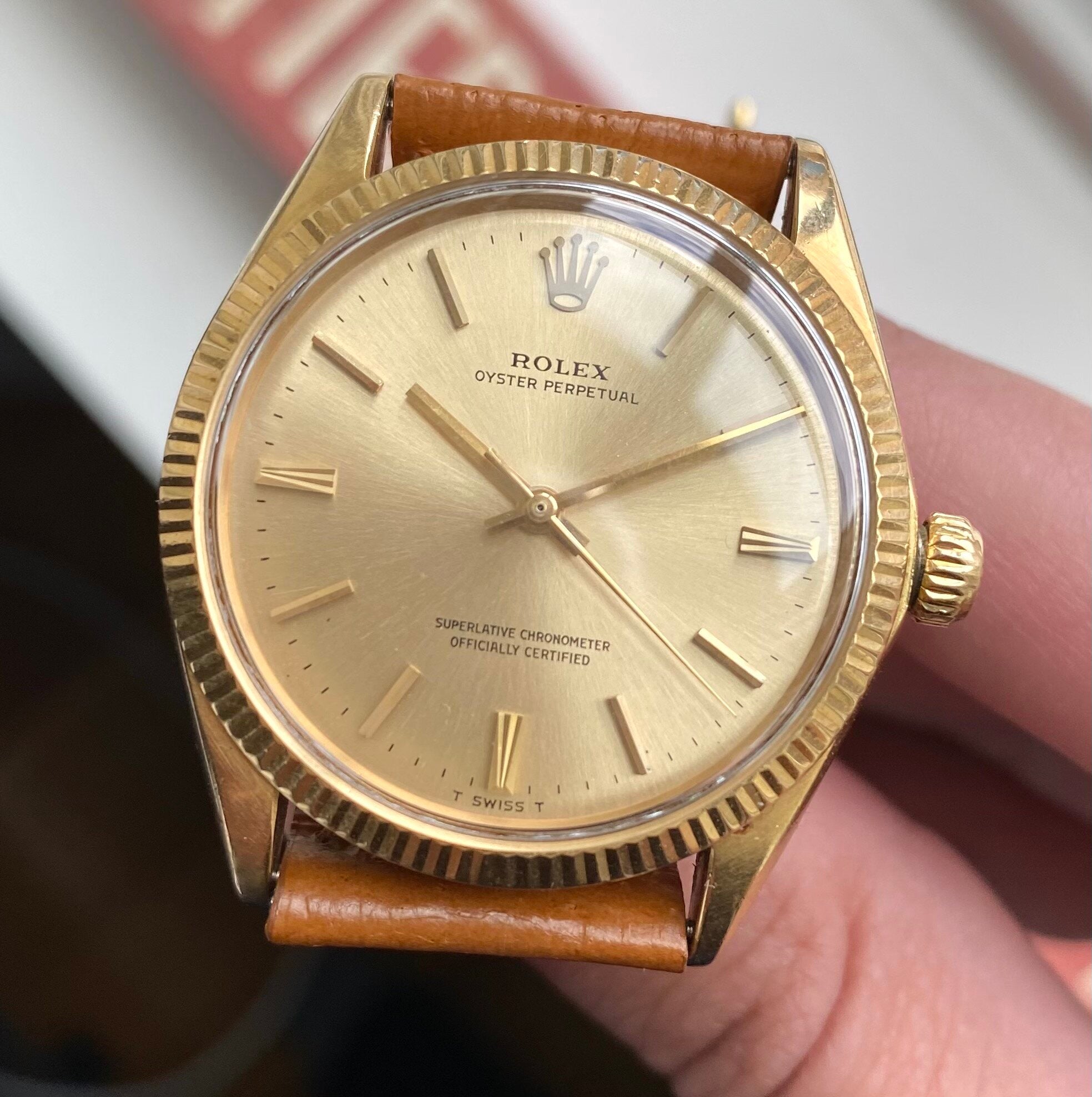 Rolex Oyster Perpetual ref. 1005 — 18k Yellow Gold